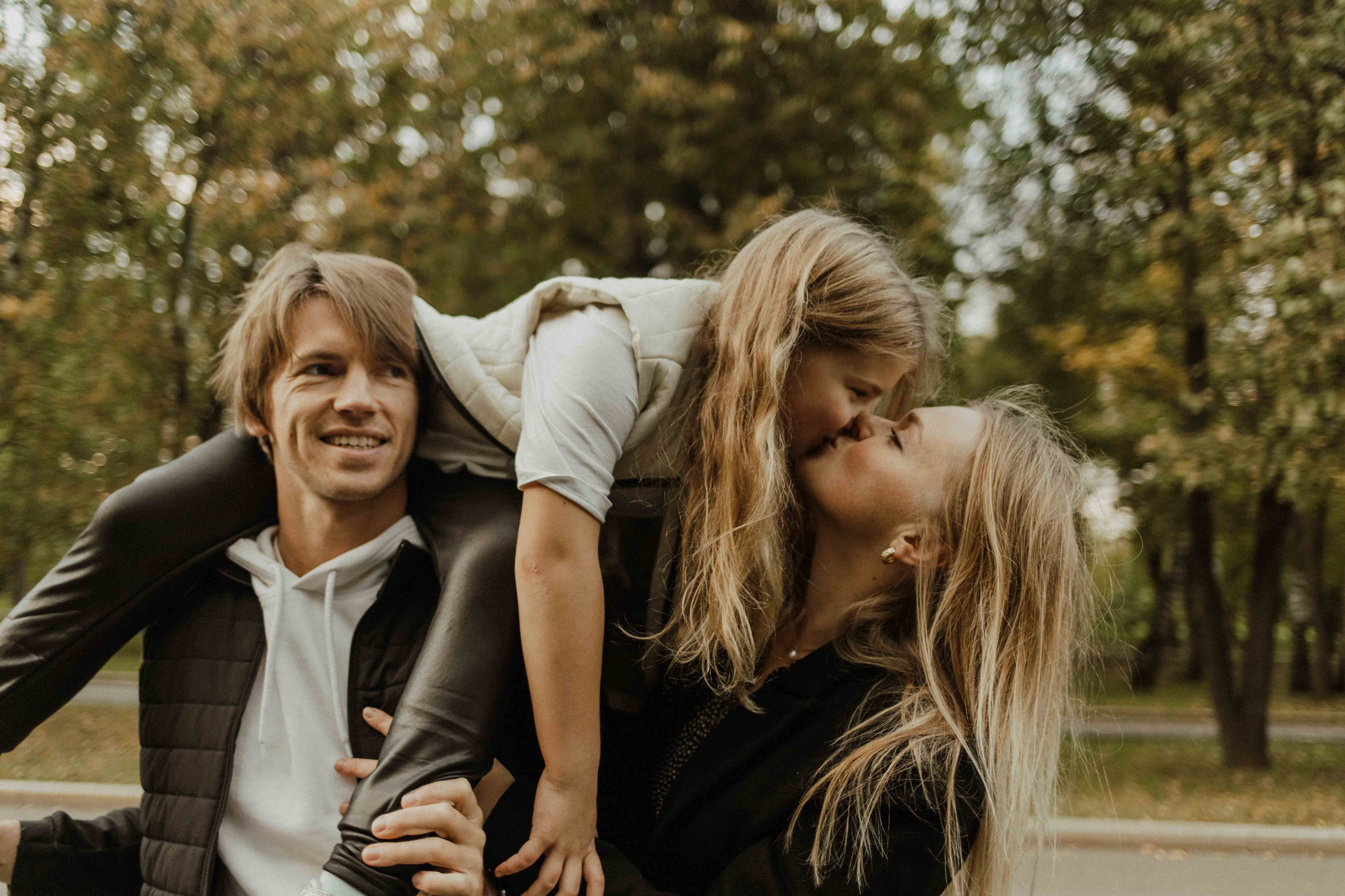 Надежда, Дмитрий и Ева. Семейный фотограф в Москве