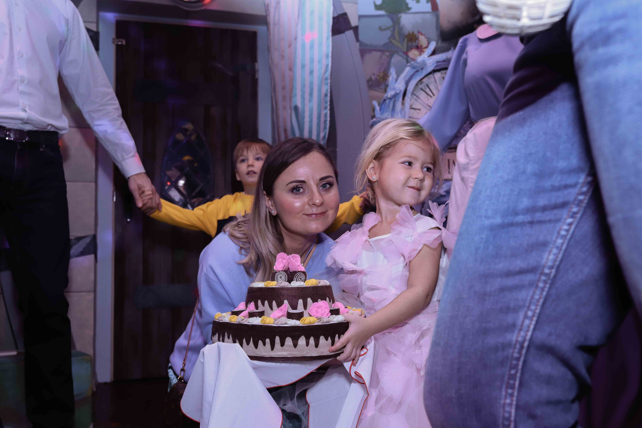 В гостях у сказки. Лиоре 3 года. Семейный фотограф в Москве