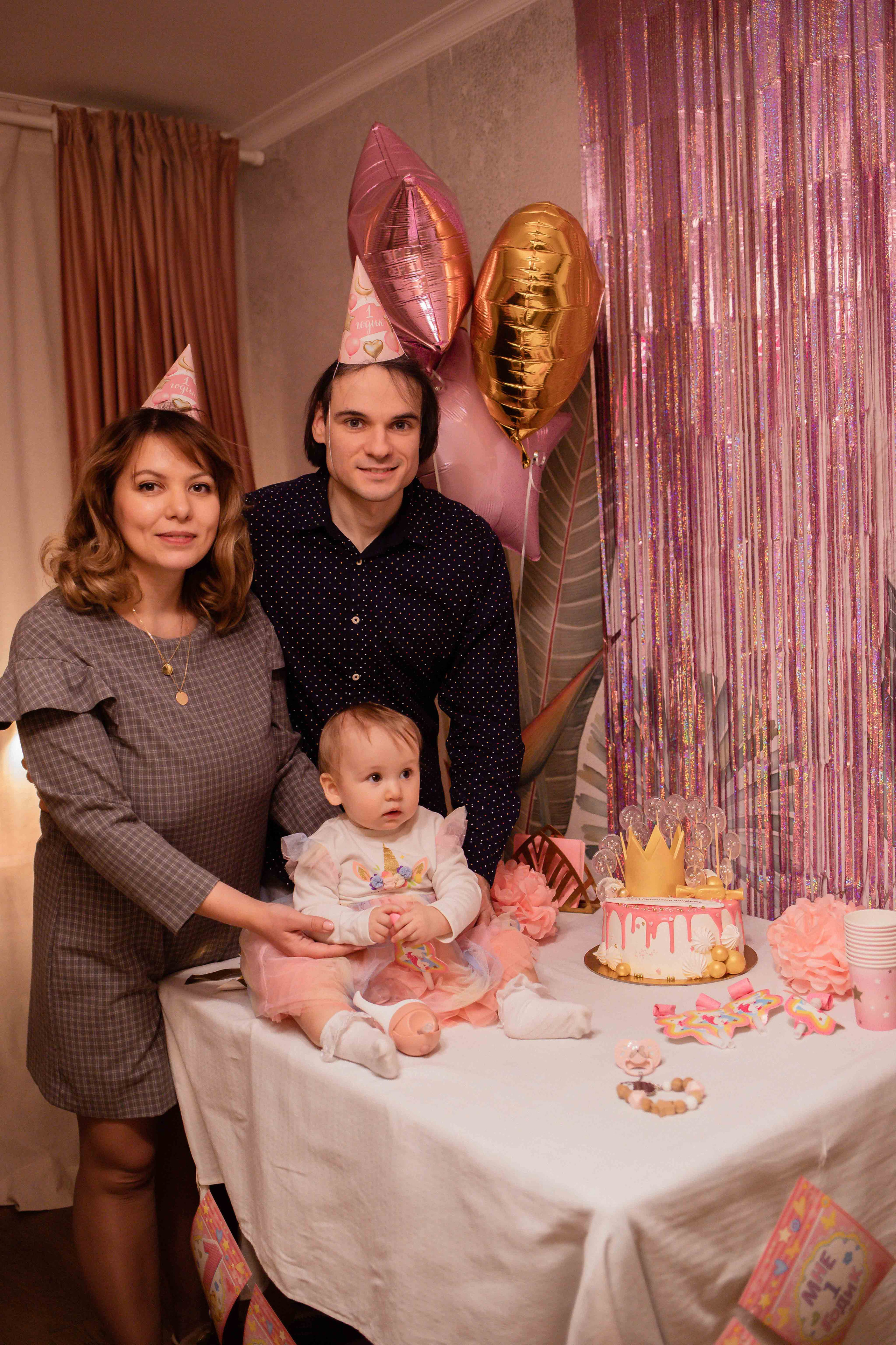 Первый день рождения дома. Семейный фотограф в Москве