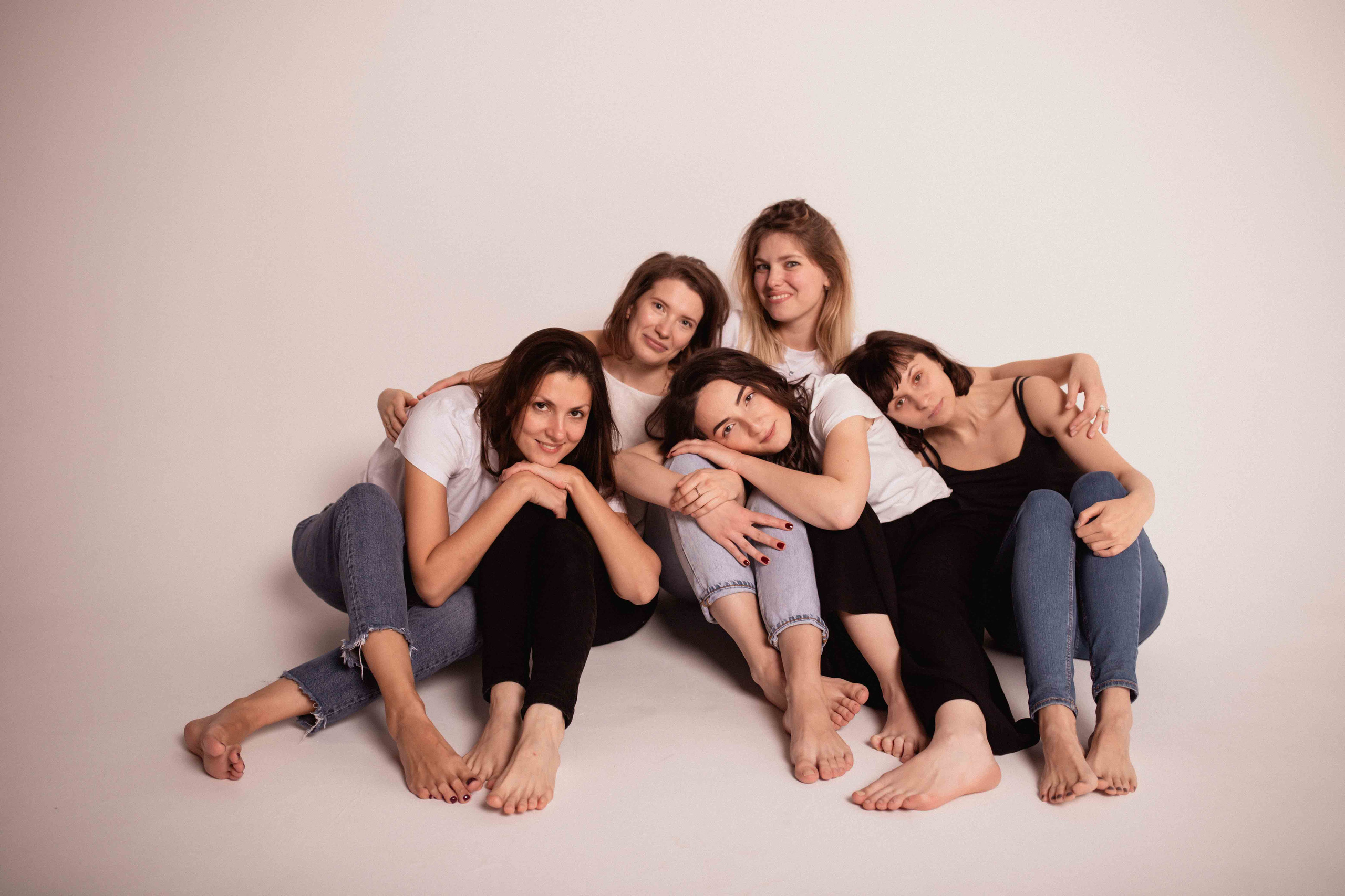 Пижамный девичник по-английски. Семейный фотограф в Москве