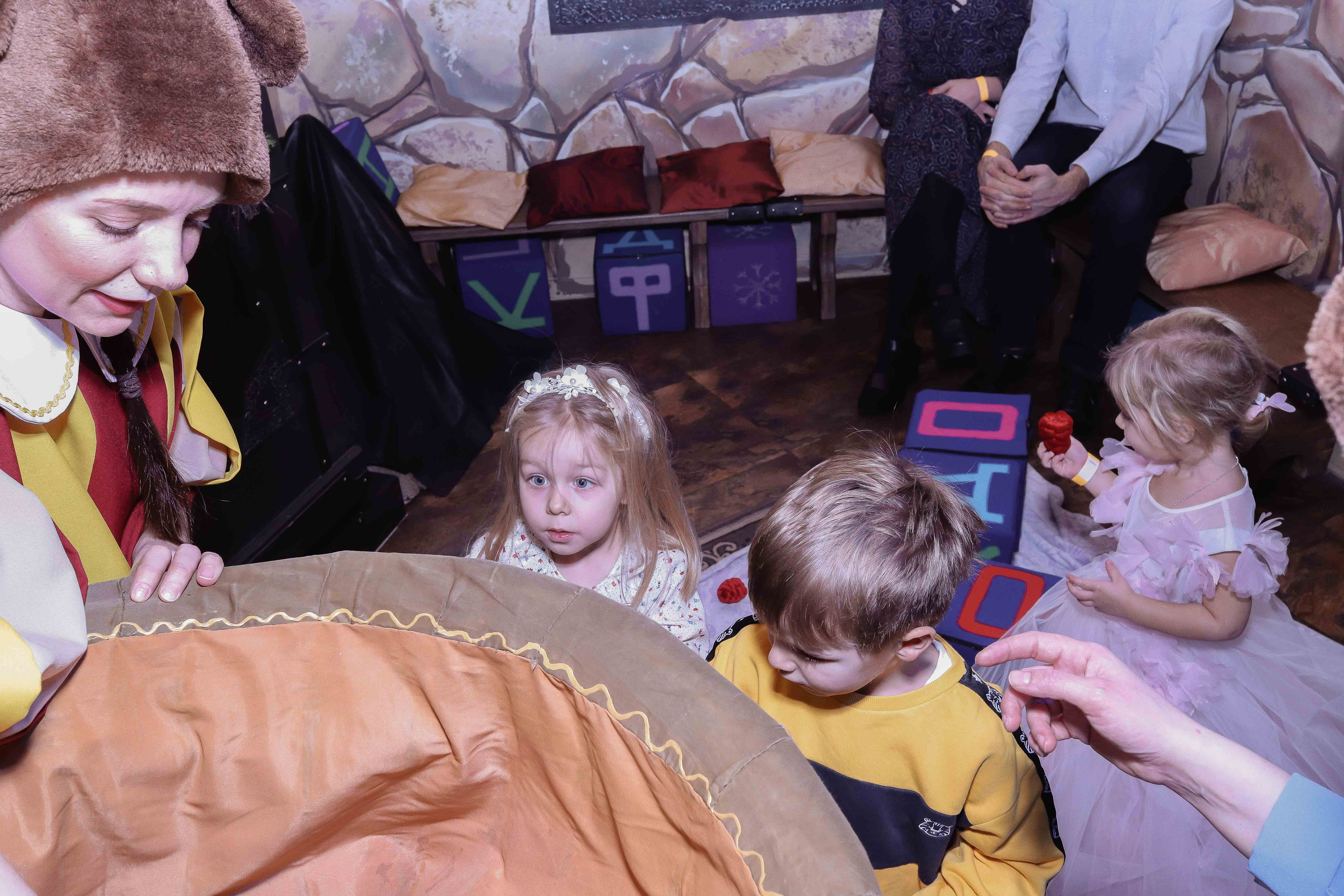 В гостях у сказки. Лиоре 3 года. Семейный фотограф в Москве