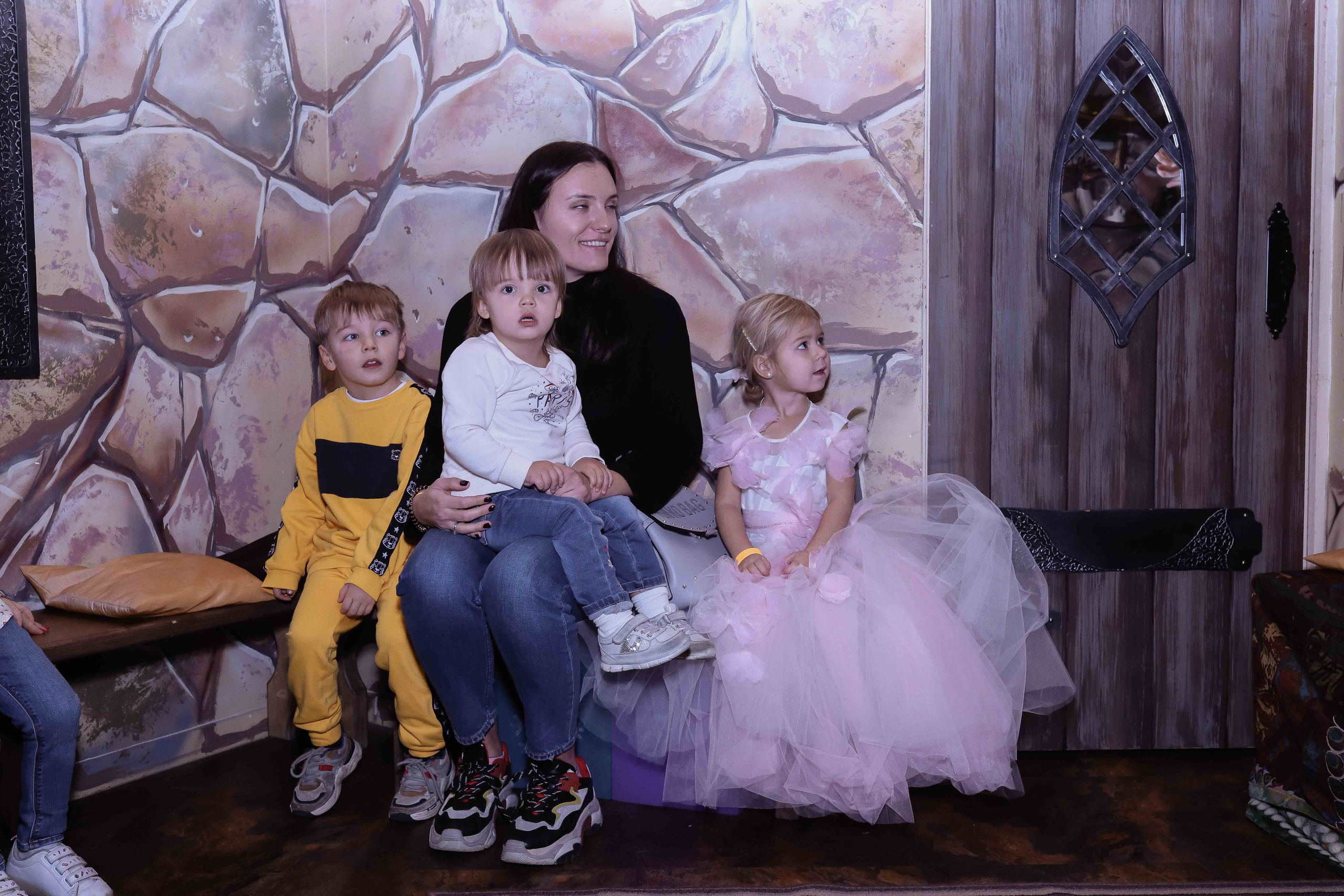 В гостях у сказки. Лиоре 3 года. Семейный фотограф в Москве