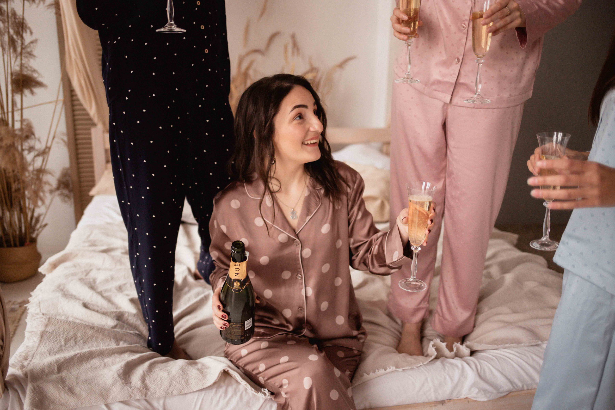 Пижамный девичник по-английски. Семейный фотограф в Москве