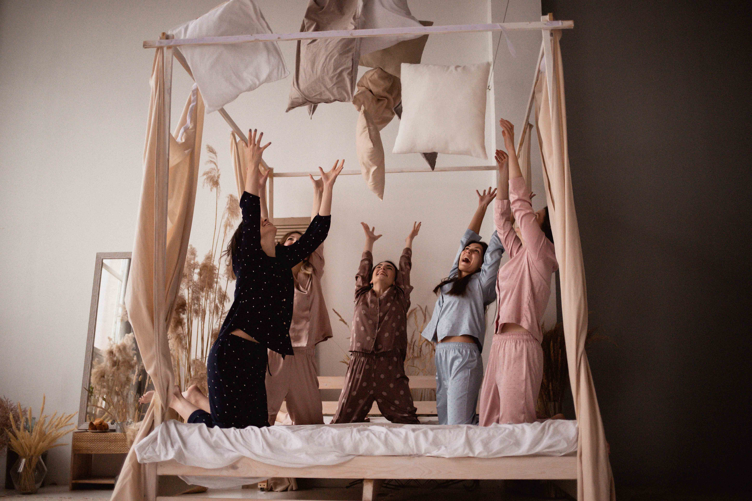 Пижамный девичник по-английски. Семейный фотограф в Москве