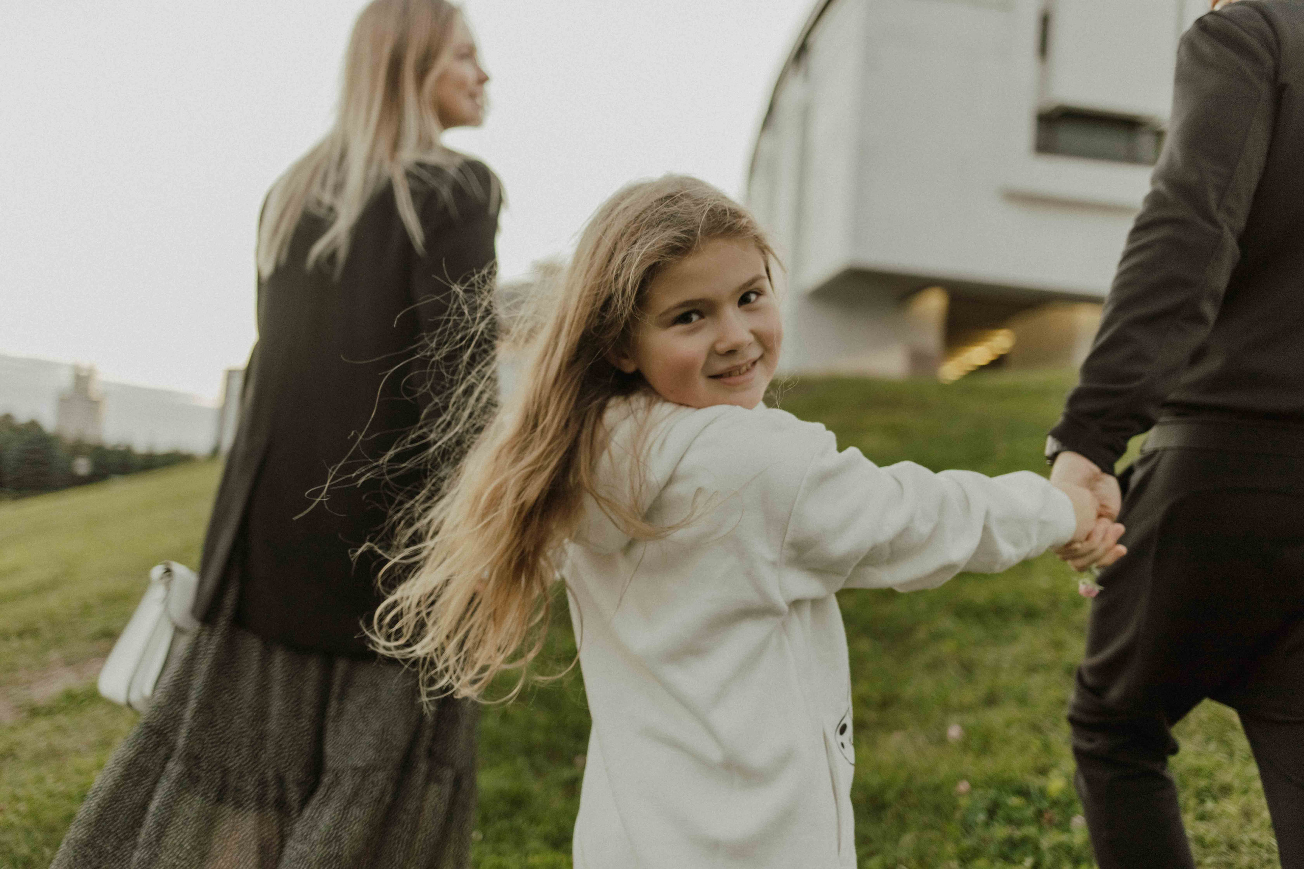 Надежда, Дмитрий и Ева. Семейный фотограф в Москве