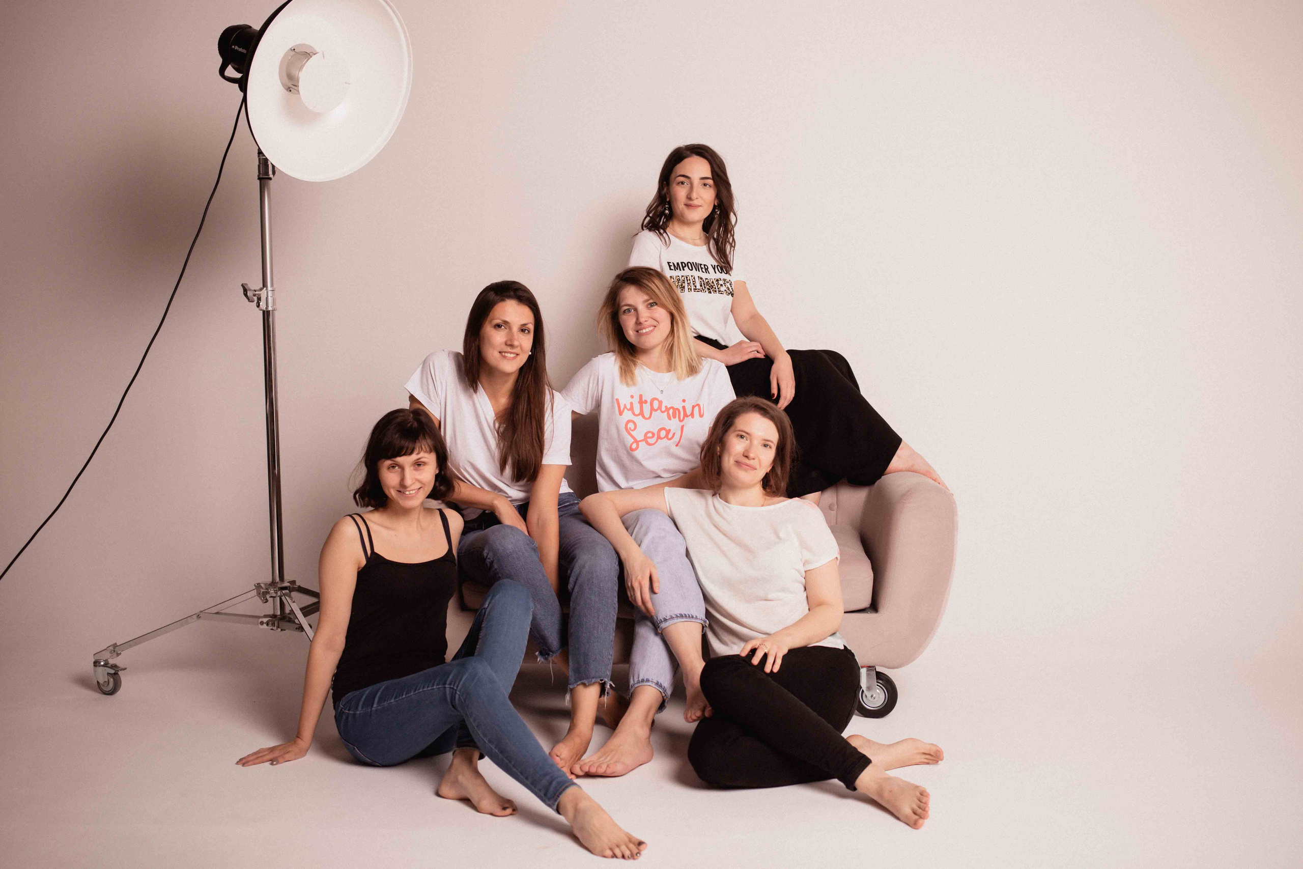 Пижамный девичник по-английски. Семейный фотограф в Москве