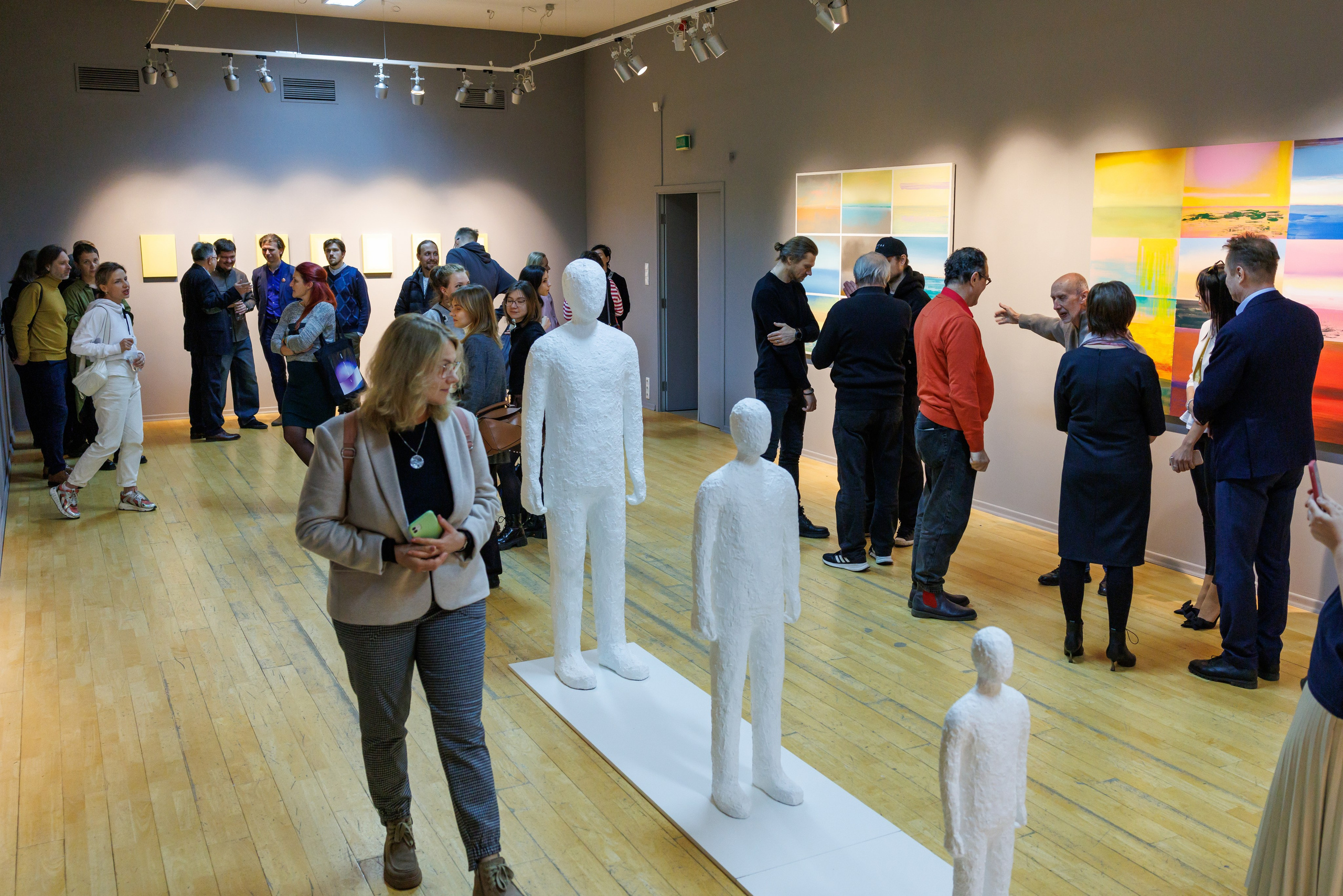 Выставка 21 день. Мосфильм. Профессиональный фотограф в Москве Захар Ишутин