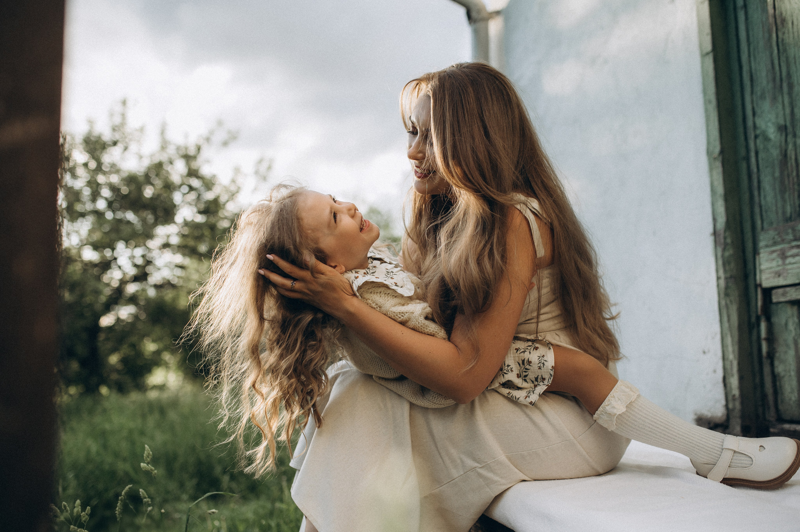 Мамины объятья. Фотограф Быстрова Дарья г. Москва