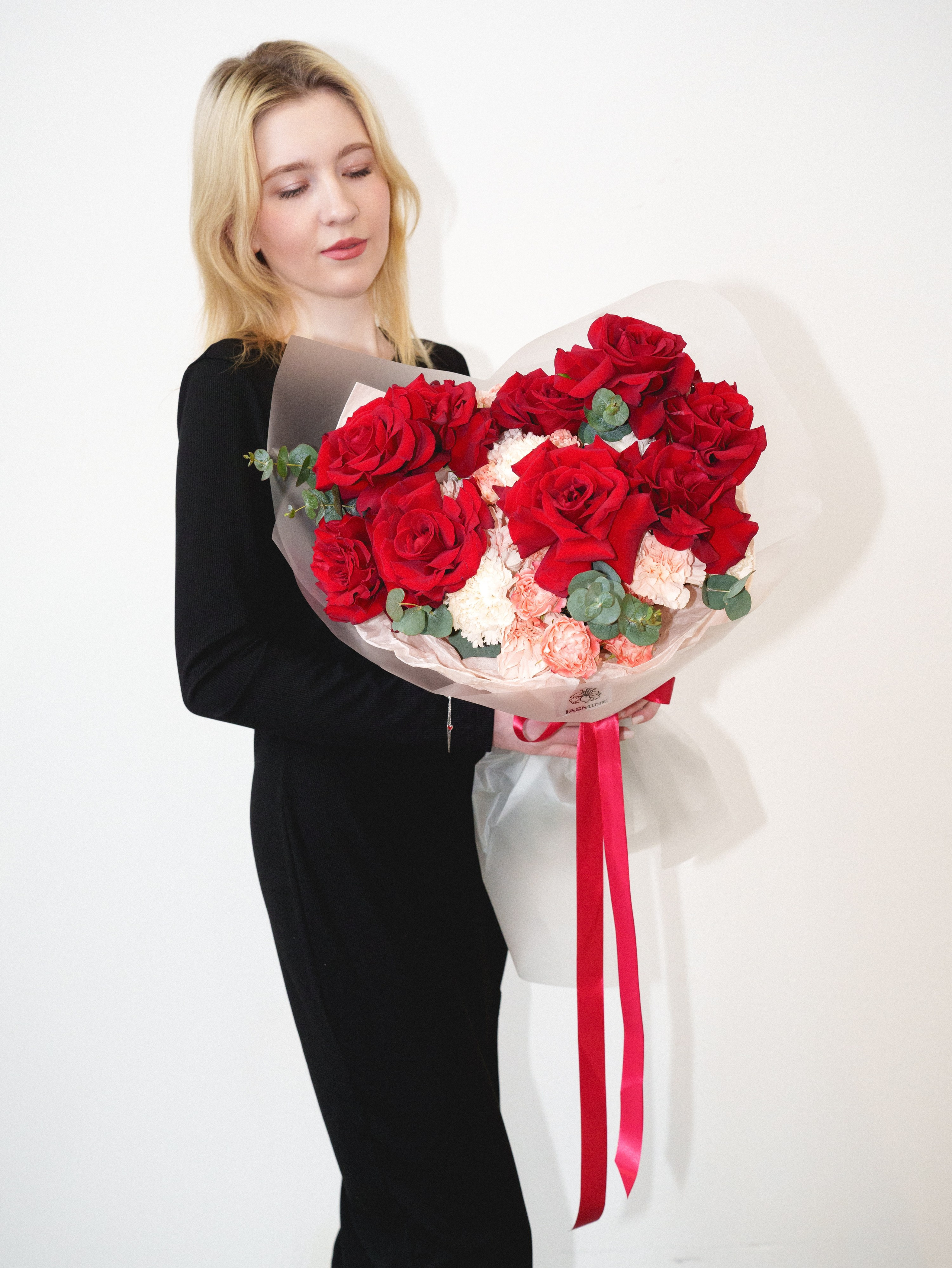 Цветы (контент к 14 февраля). Иван Упоров — фотограф, рилсмейкер чебоксары