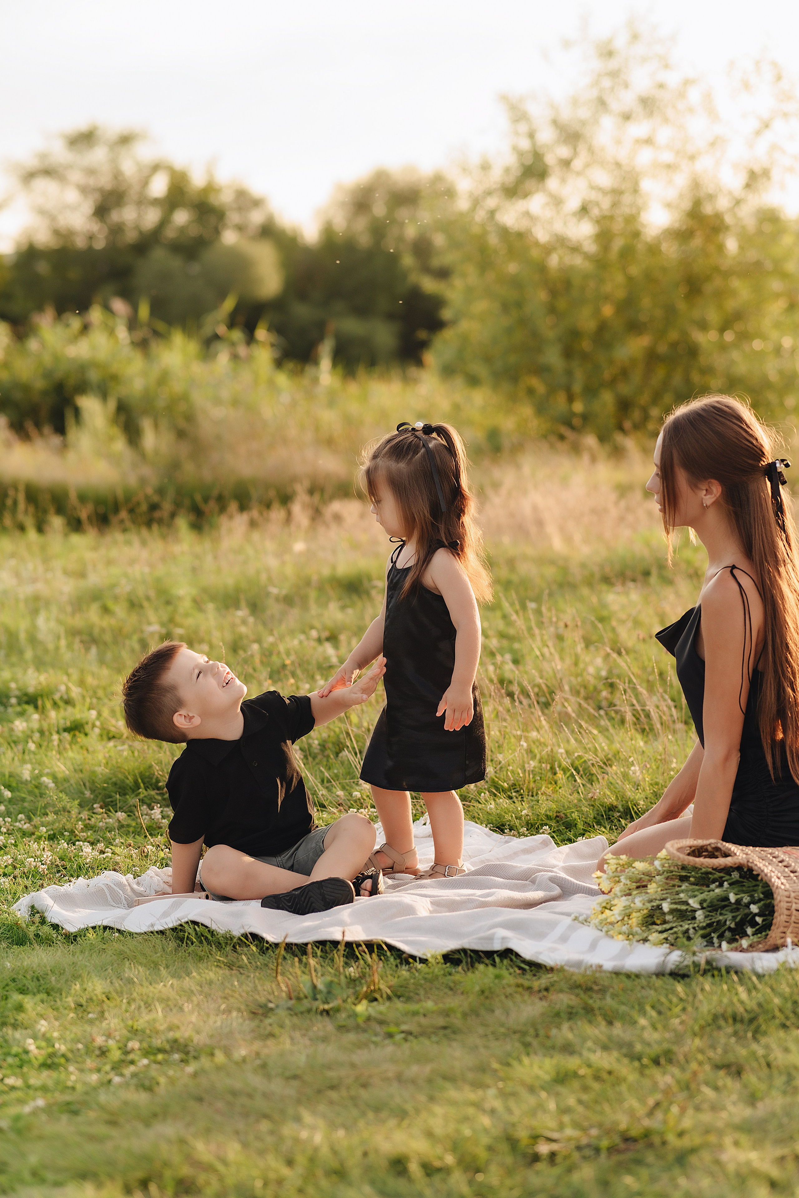 Юлия, Арина и Артём. Фотограф Карина Шмулёва. Воронеж и область