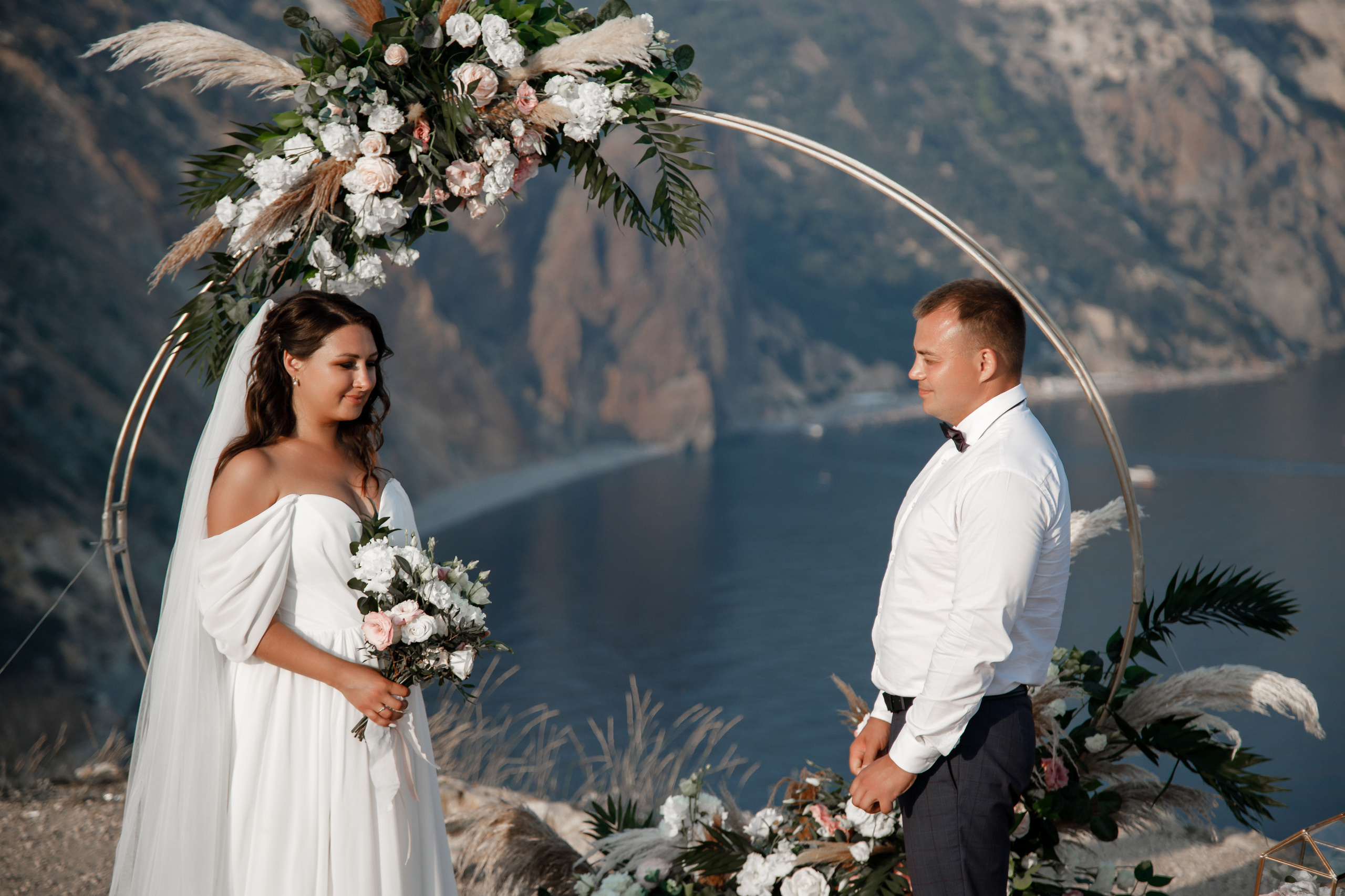 Анонс свадьбы Алексея и Юли. Свадебный фотограф в Крыму и Севастополе Ольга Баскакова