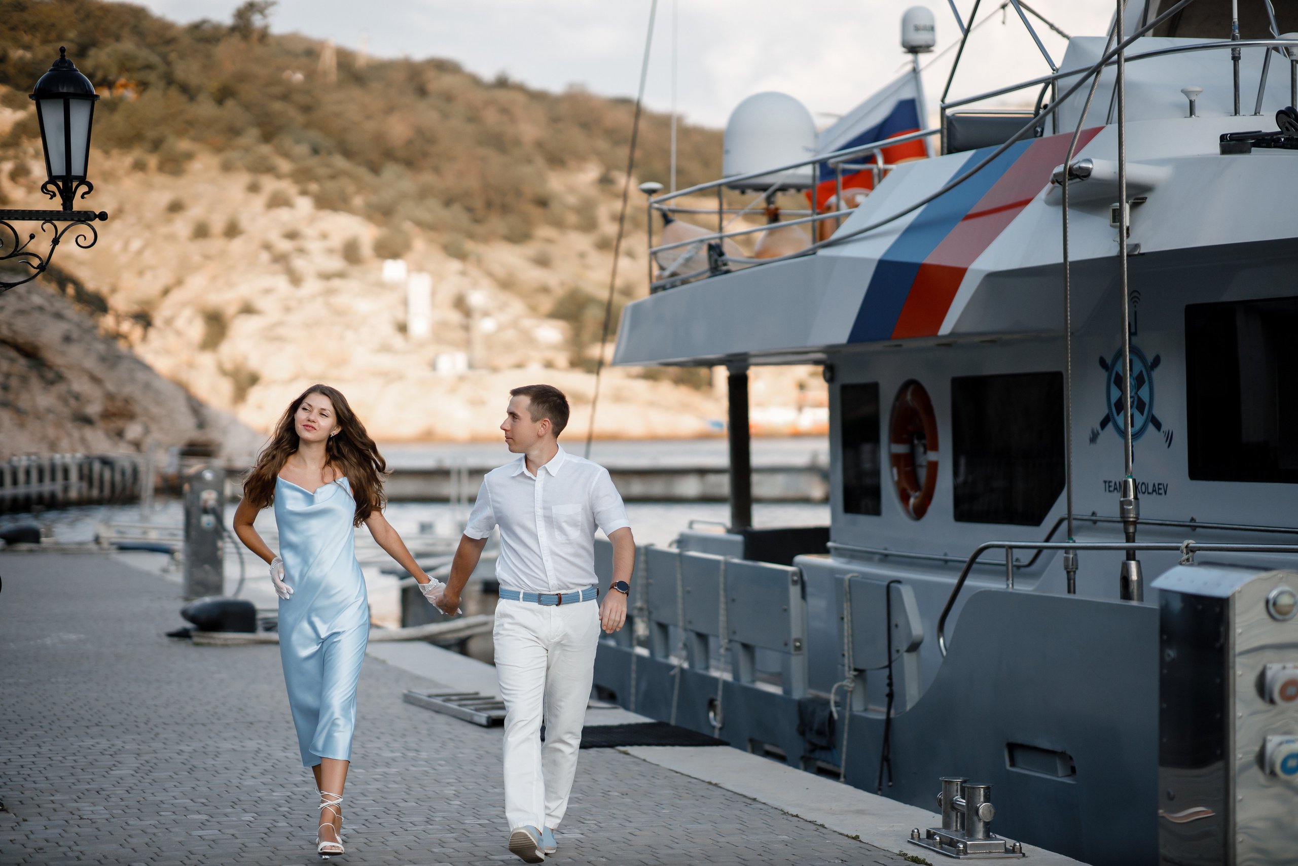 Балаклава на рассвете. Анонс лавстори Арины и Александра. Свадебный фотограф в Крыму и Севастополе Ольга Баскакова