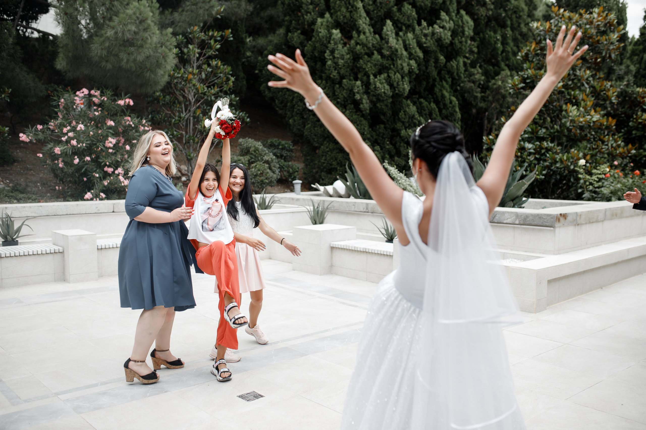 Анонс свадьбы Глеба и Розы. Свадебный фотограф в Крыму и Севастополе Ольга Баскакова