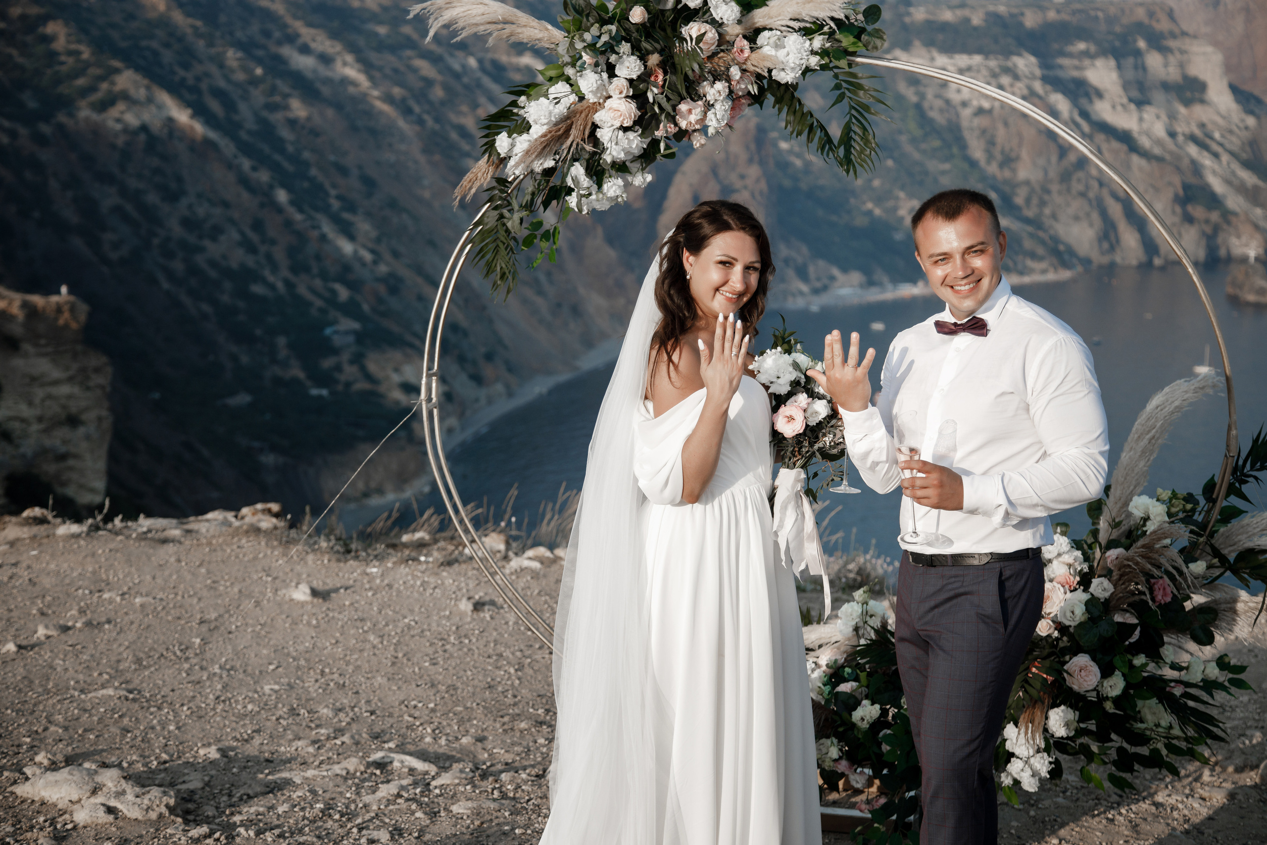 Анонс свадьбы Алексея и Юли. Свадебный фотограф в Крыму и Севастополе Ольга Баскакова