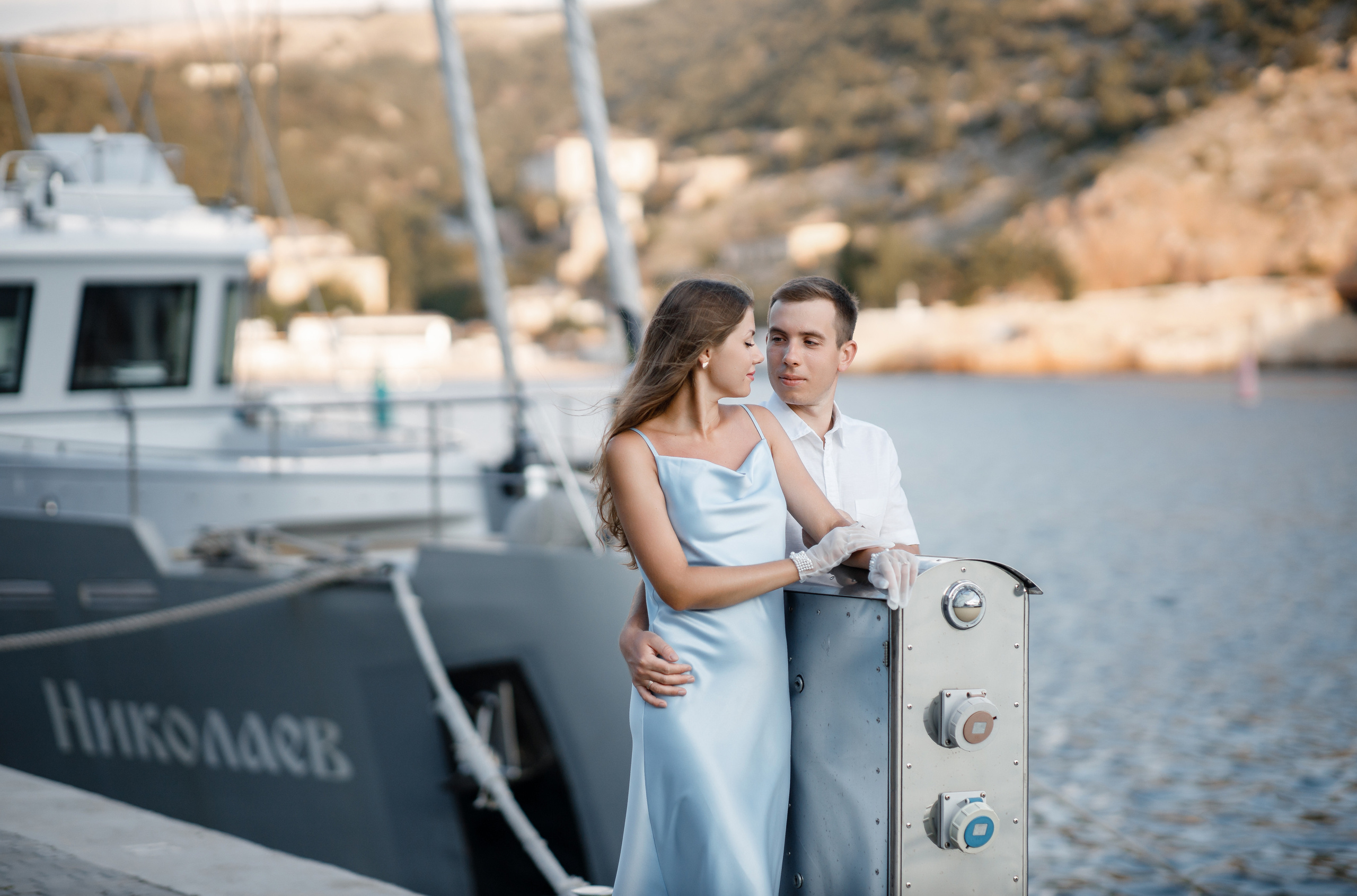 Балаклава на рассвете. Анонс лавстори Арины и Александра. Свадебный фотограф в Крыму и Севастополе Ольга Баскакова