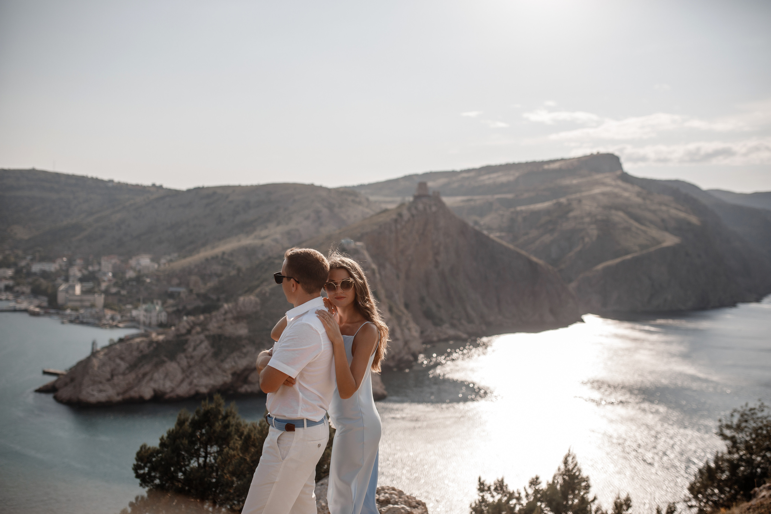 Балаклава на рассвете. Анонс лавстори Арины и Александра. Свадебный фотограф в Крыму и Севастополе Ольга Баскакова