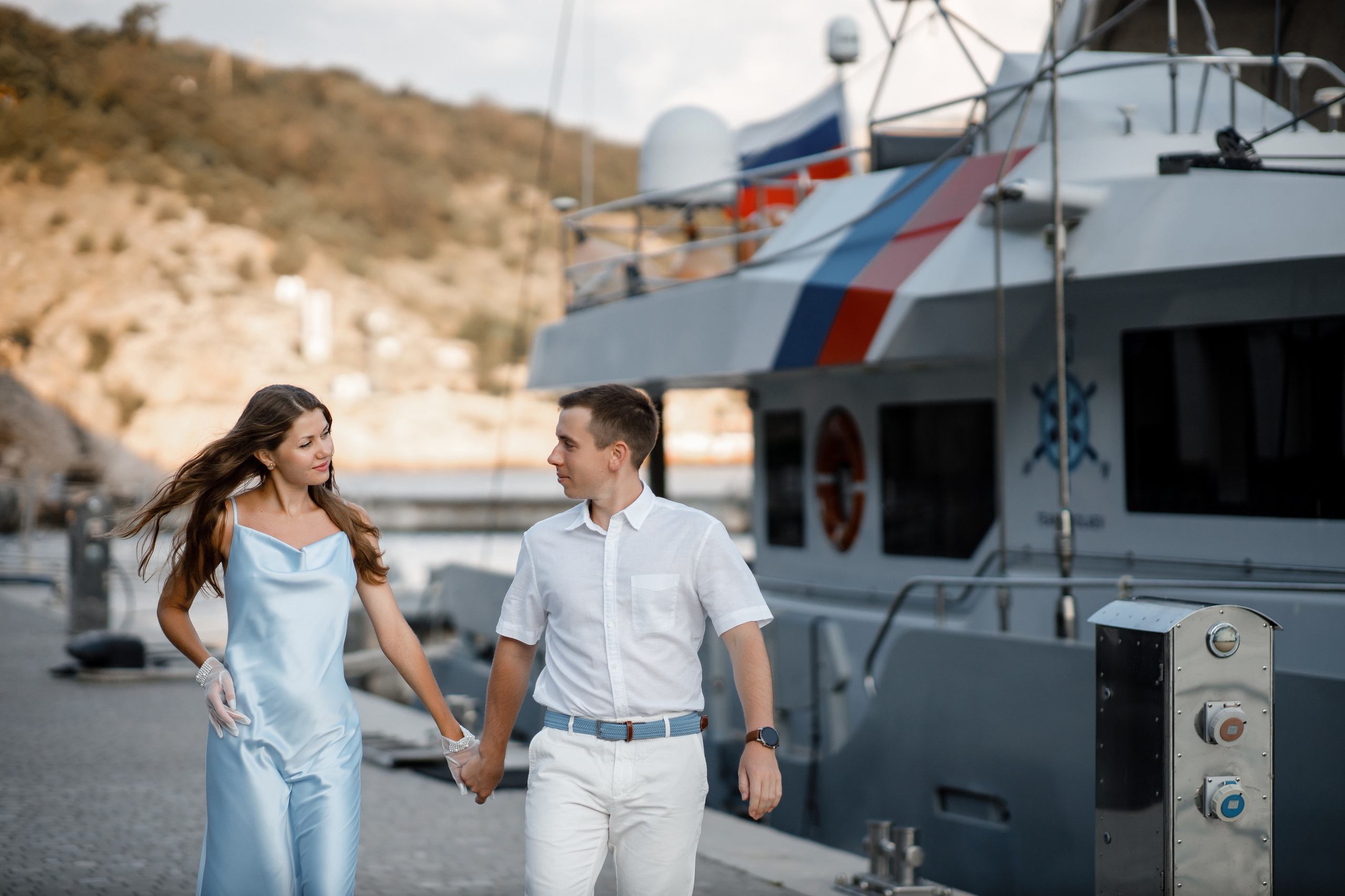 Балаклава на рассвете. Анонс лавстори Арины и Александра. Свадебный фотограф в Крыму и Севастополе Ольга Баскакова