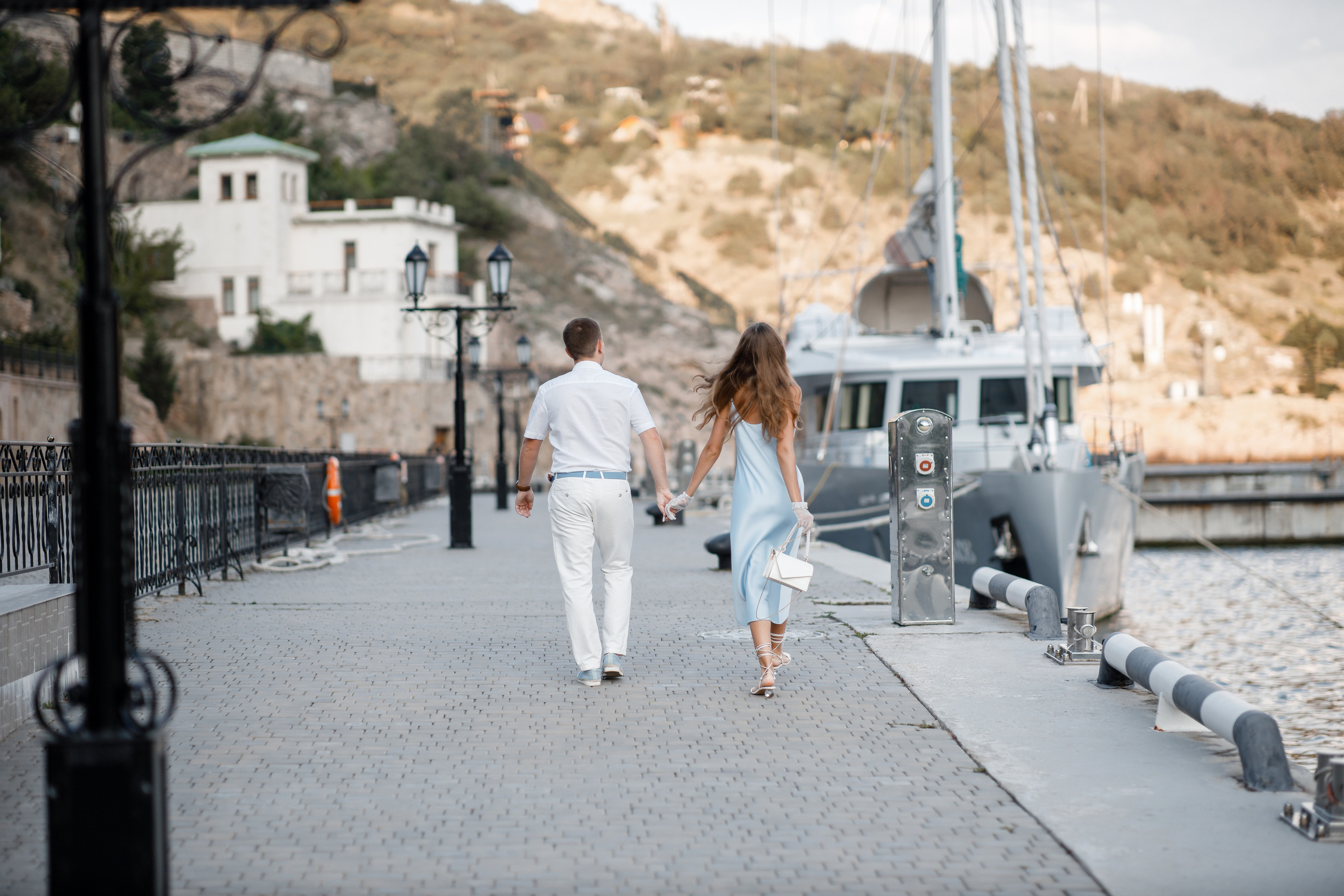 Балаклава на рассвете. Анонс лавстори Арины и Александра. Свадебный фотограф в Крыму и Севастополе Ольга Баскакова