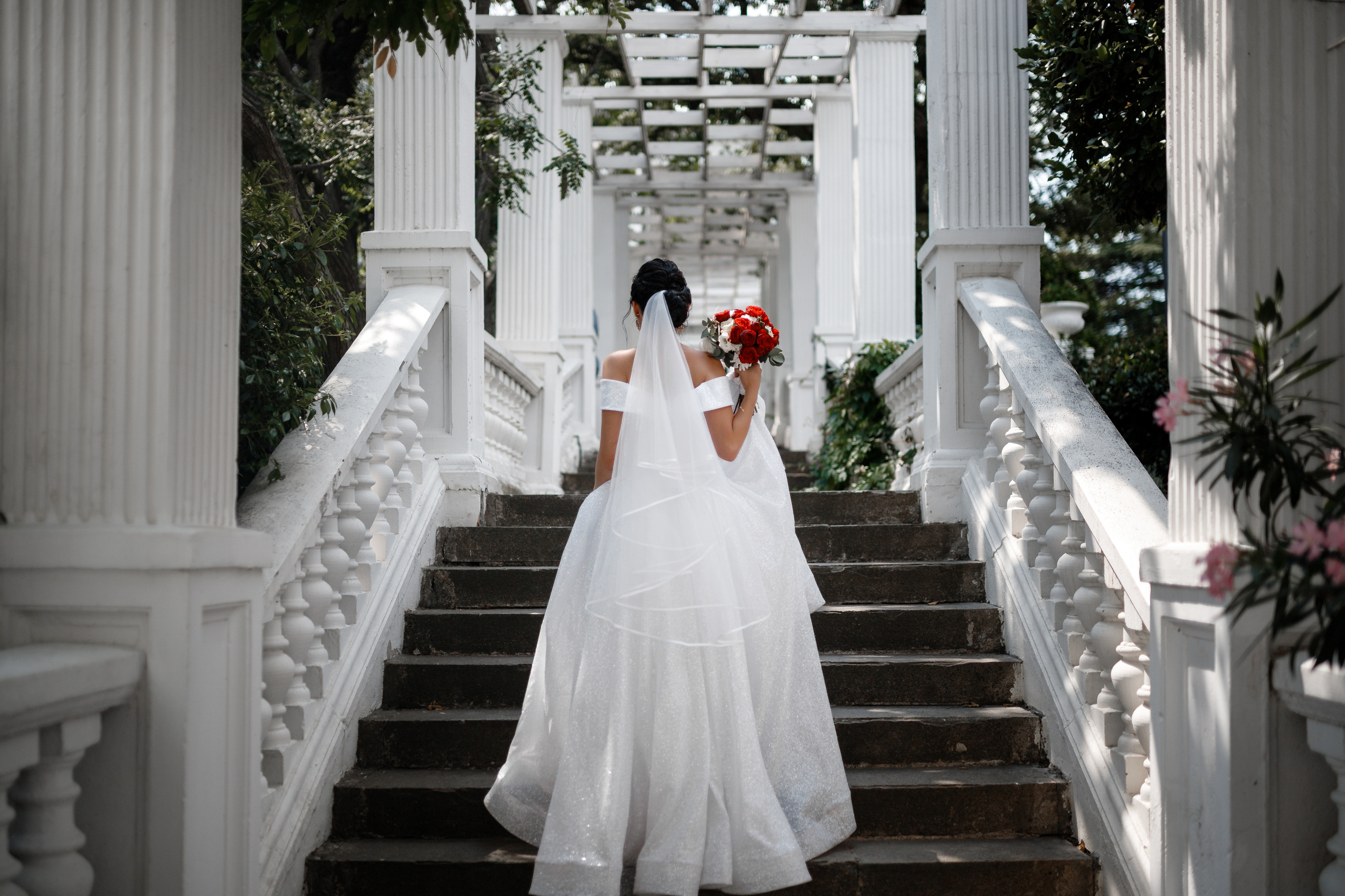 Анонс свадьбы Глеба и Розы. Свадебный фотограф в Крыму и Севастополе Ольга Баскакова