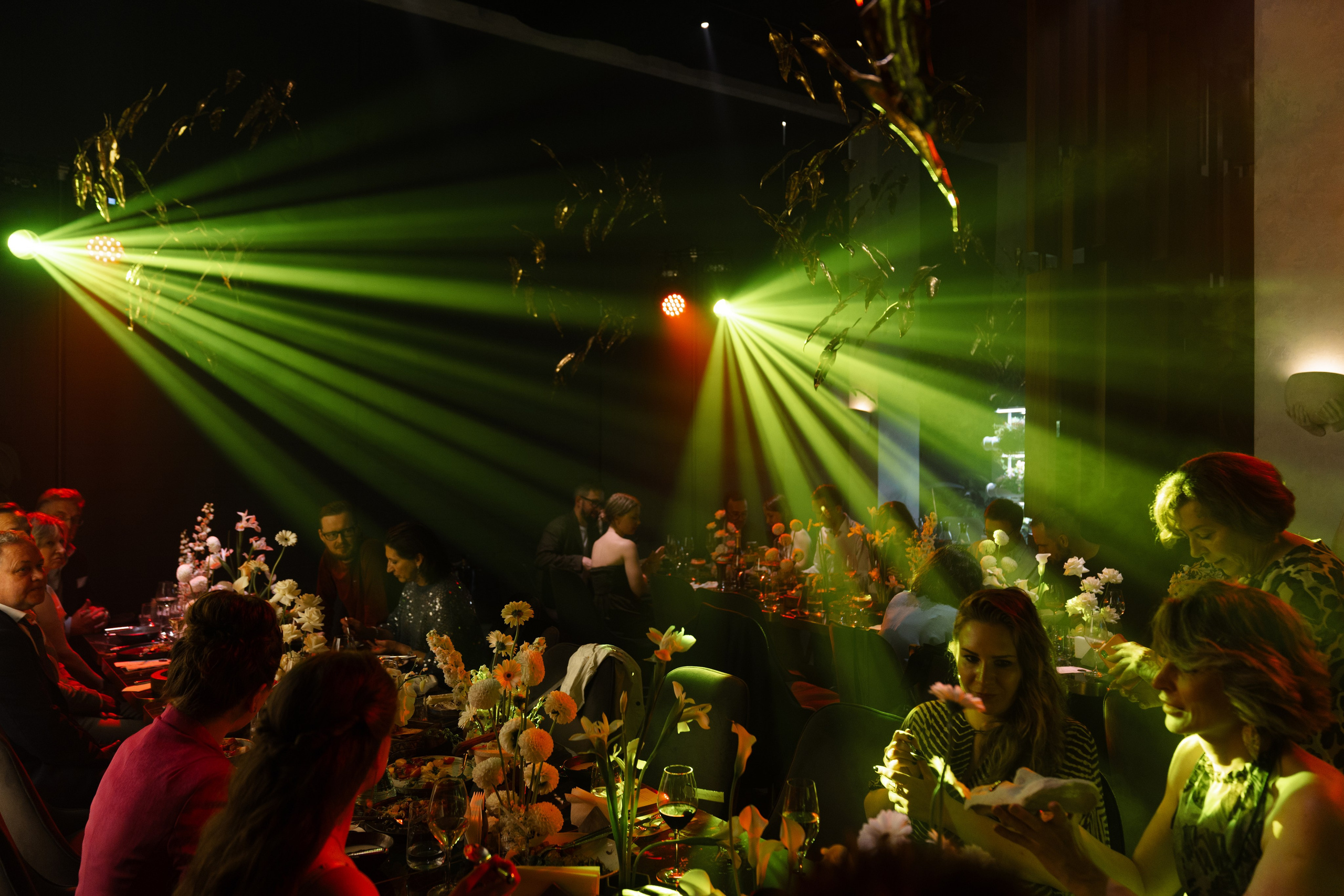 Прикосновение твоих рук. VENSKAYA WEDDING & EVENT PLANNER