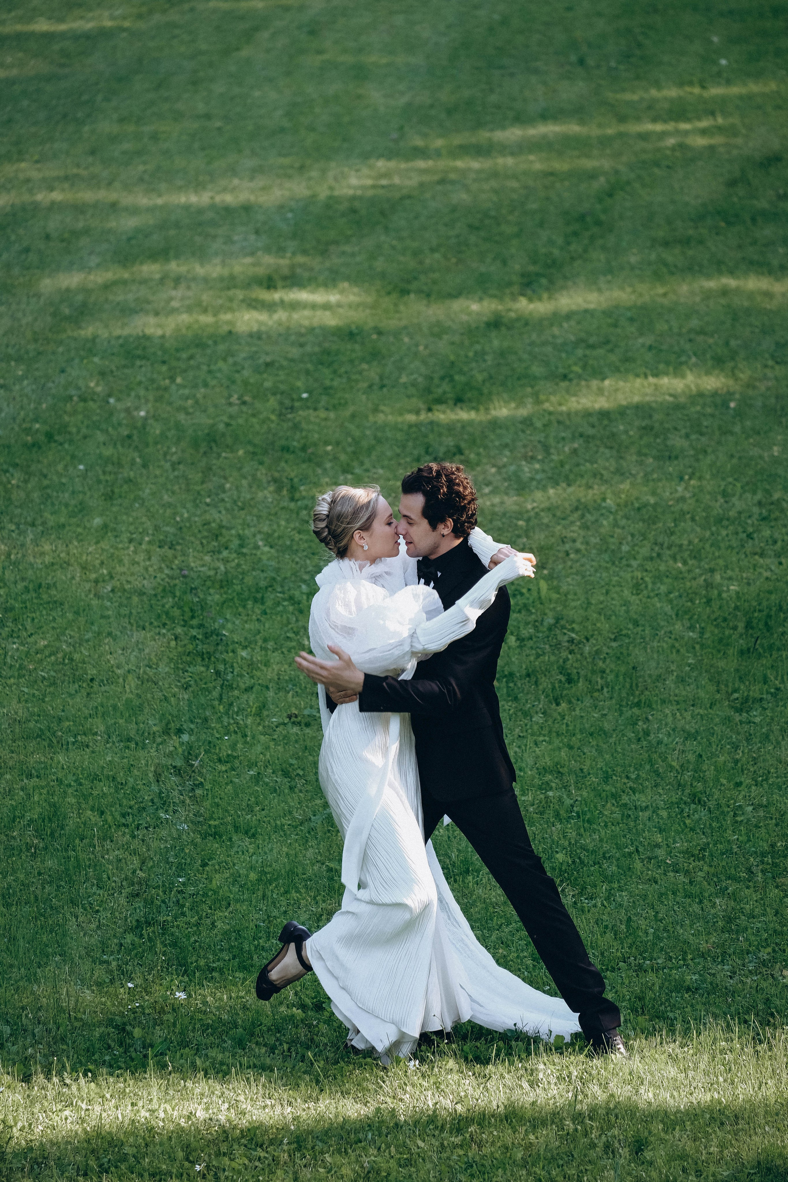 СВАДЕБНАЯ СЬЕМКА В ПАРКЕ ОРАНИЕНБАУМ. Профессиональный фотограф, Санкт-Петербург — Виктория Богомолова