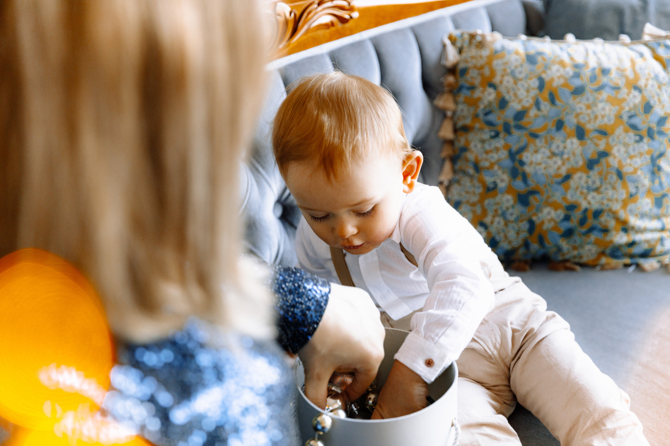 Новогодняя семейная фотосессия в студии NAKED SKY