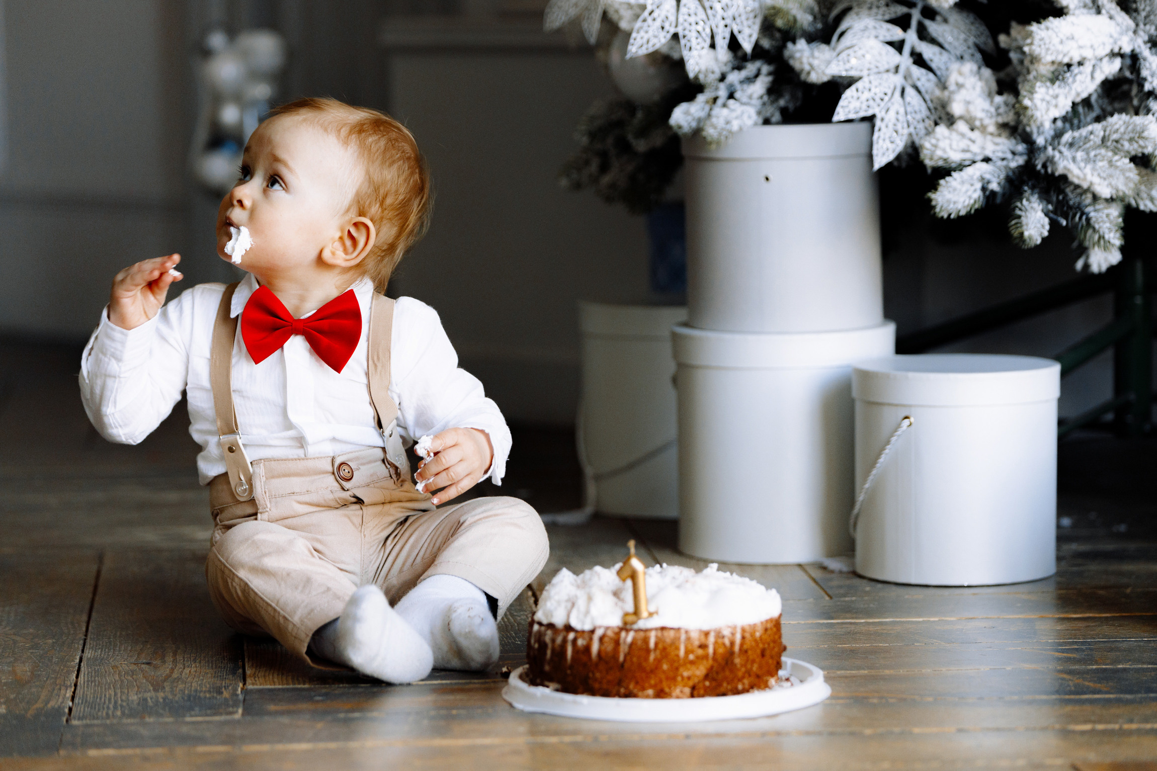 Новогодняя семейная фотосессия в студии NAKED SKY