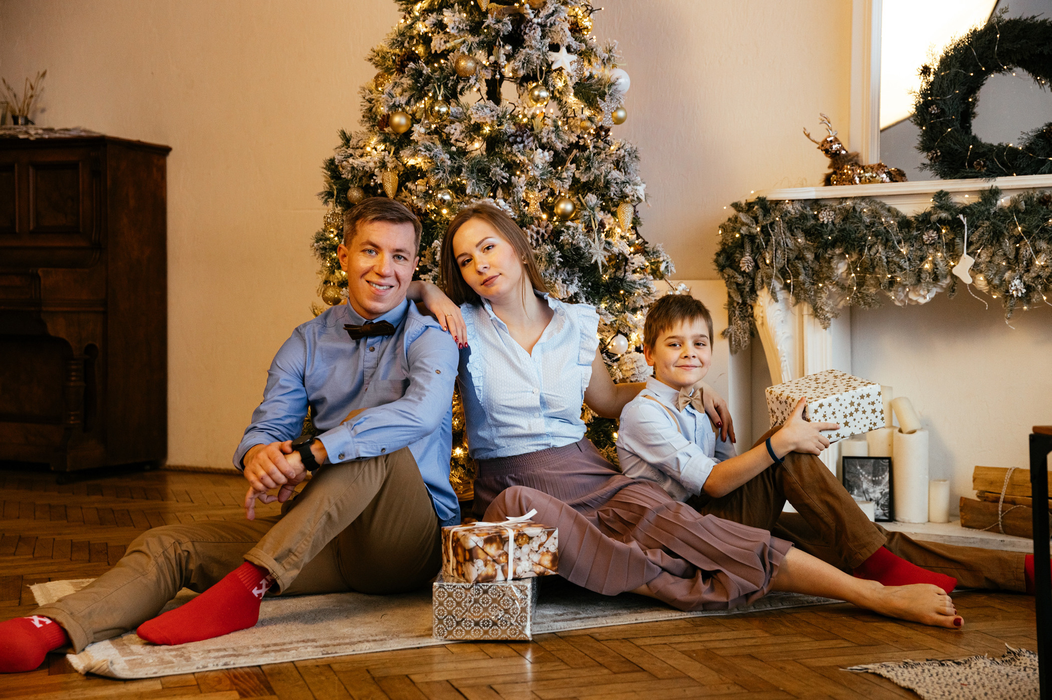 Новогодняя семейная фотосессия в студии Москва