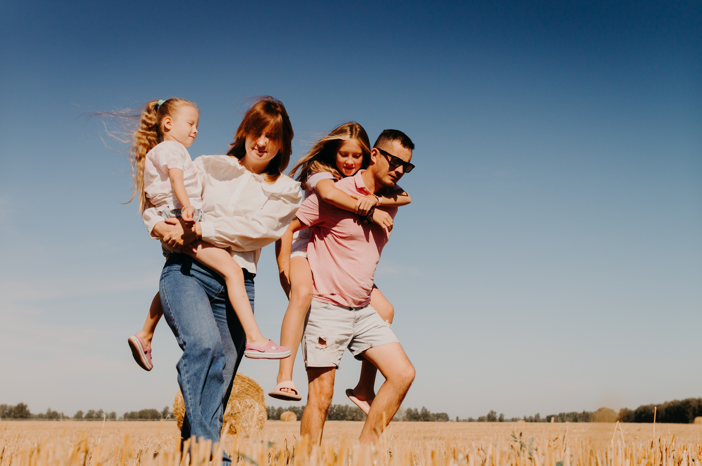 Вероника, Аделия, Эмилия и Радик. Семейный и LifeStyle фотограф в Жигулевске и Тольятти Рустам Ханмурзин