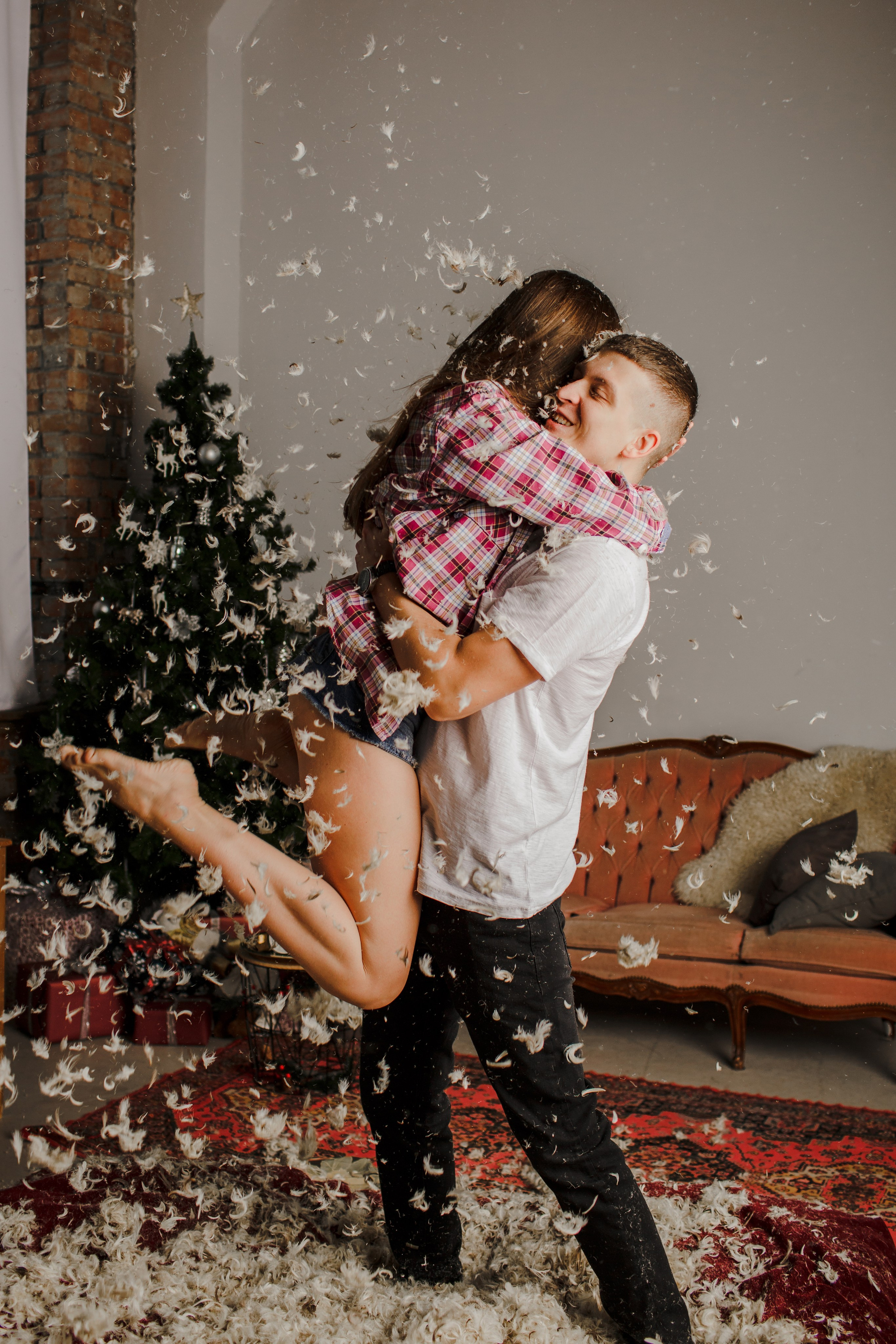 Новогодняя фотосессия love story. Свадебный фотограф Кирилл Белый