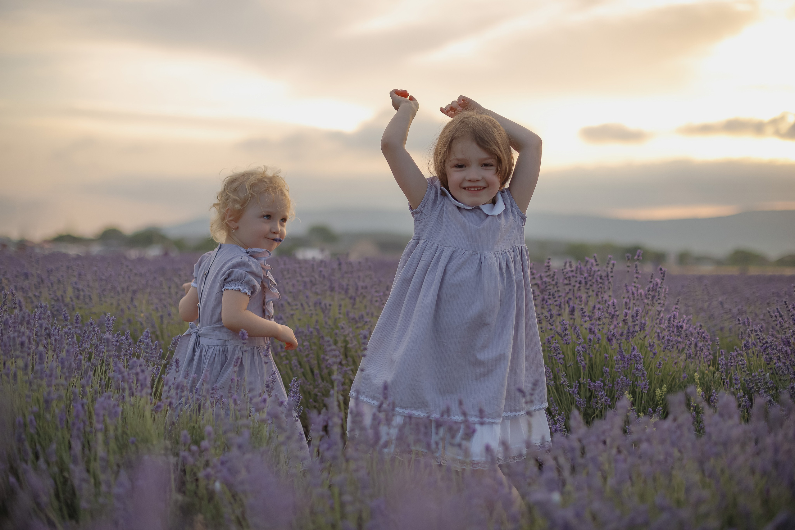 Прогулка на лавандовом поле. Семейный и детский фотограф в Крыму Екатерина Швец