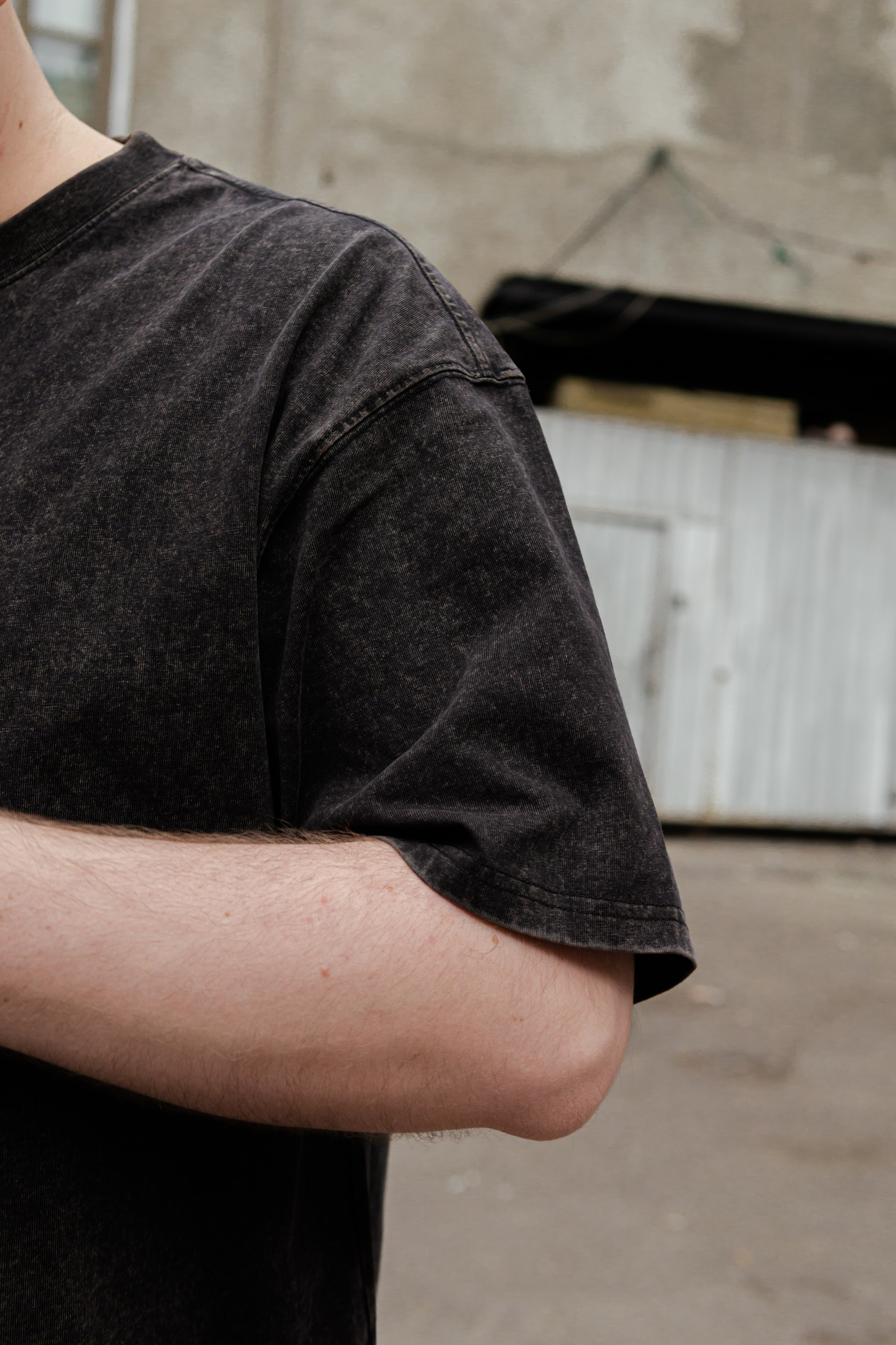 Съемка мерча БЛТ* Semiotica в городе. Фотограф-анималист Ксения Воробьева, Москва