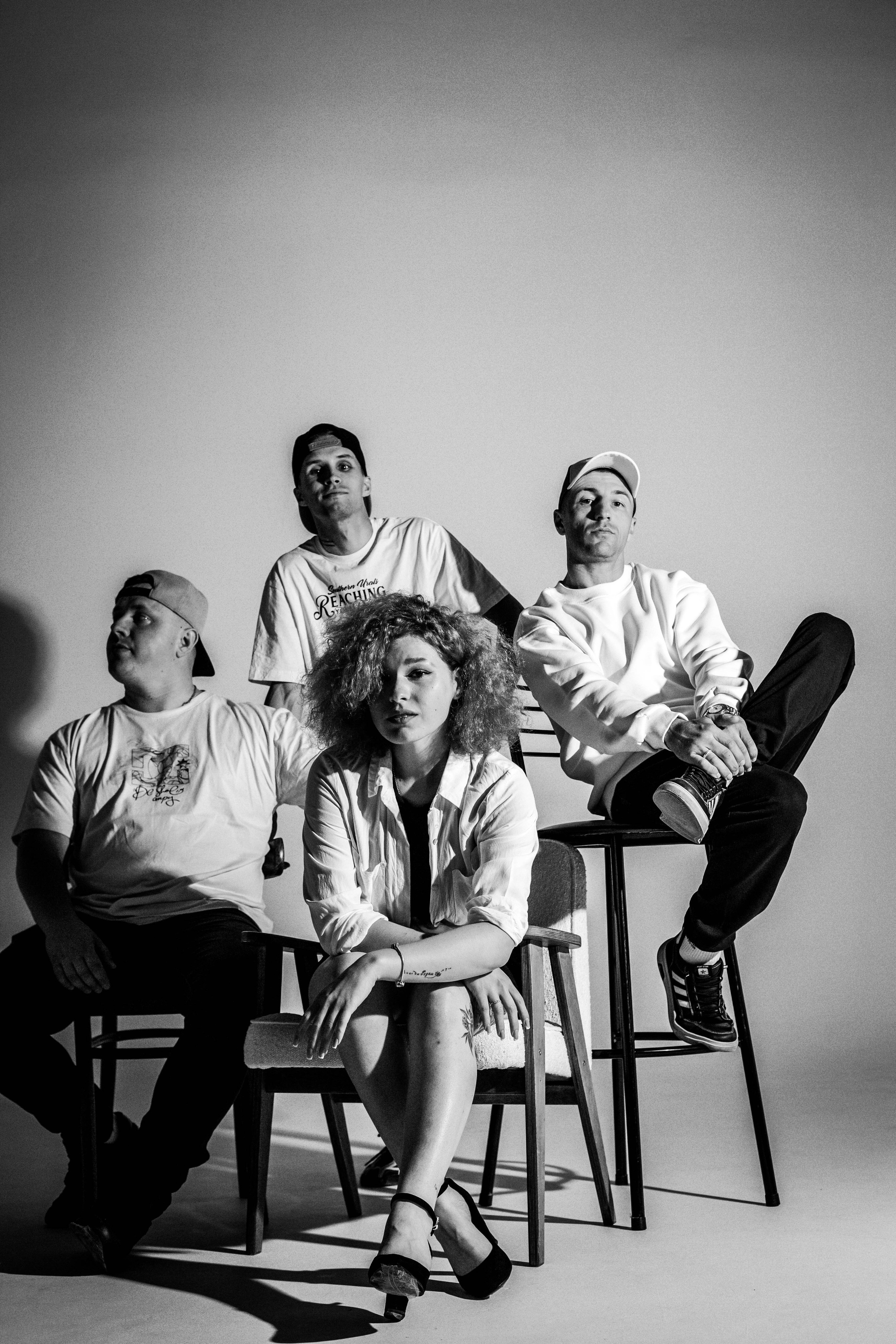 Студия. Уличный фотограф Города N