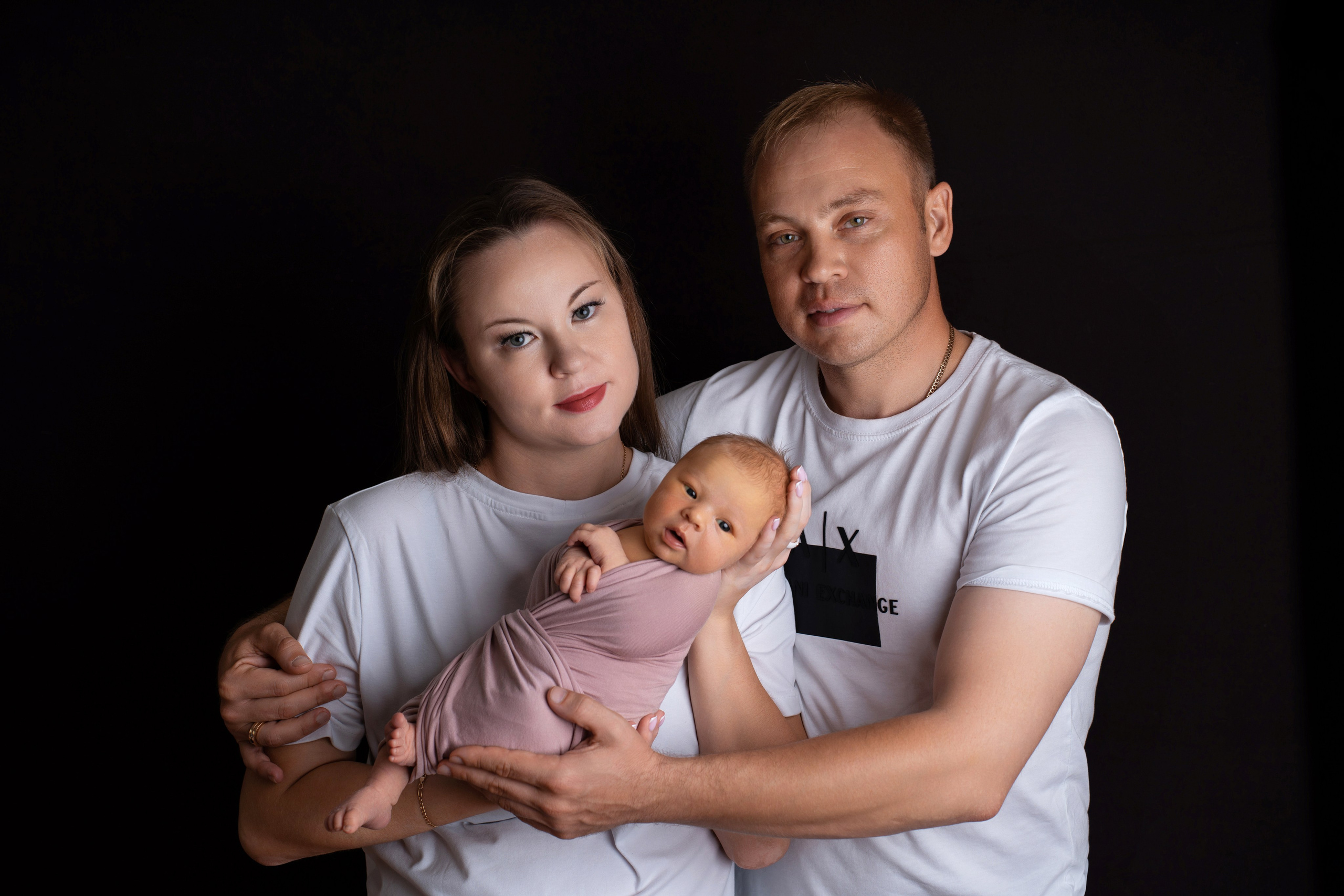 Фото с родителями/Макроснимки. Фотограф новорожденных Оренбург и свадебный фотограф Оренбург