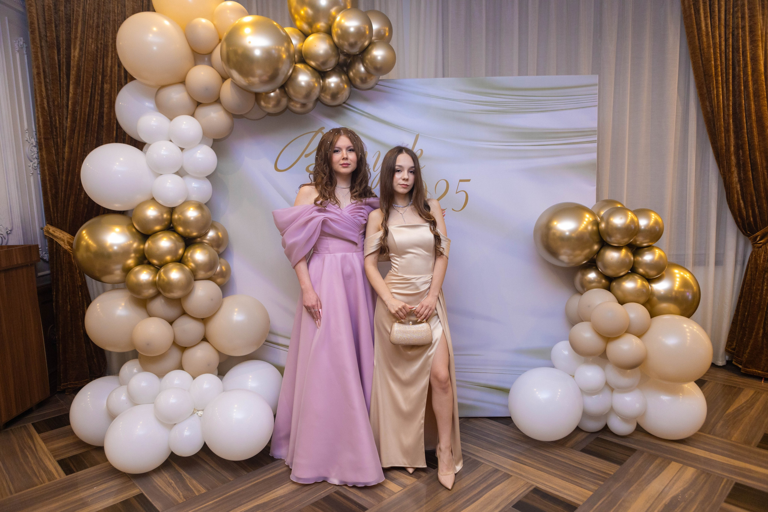 Выпускной 11а в Брудершафте 2025 г. Свадебный и предметный фотограф Ренат Каламперов