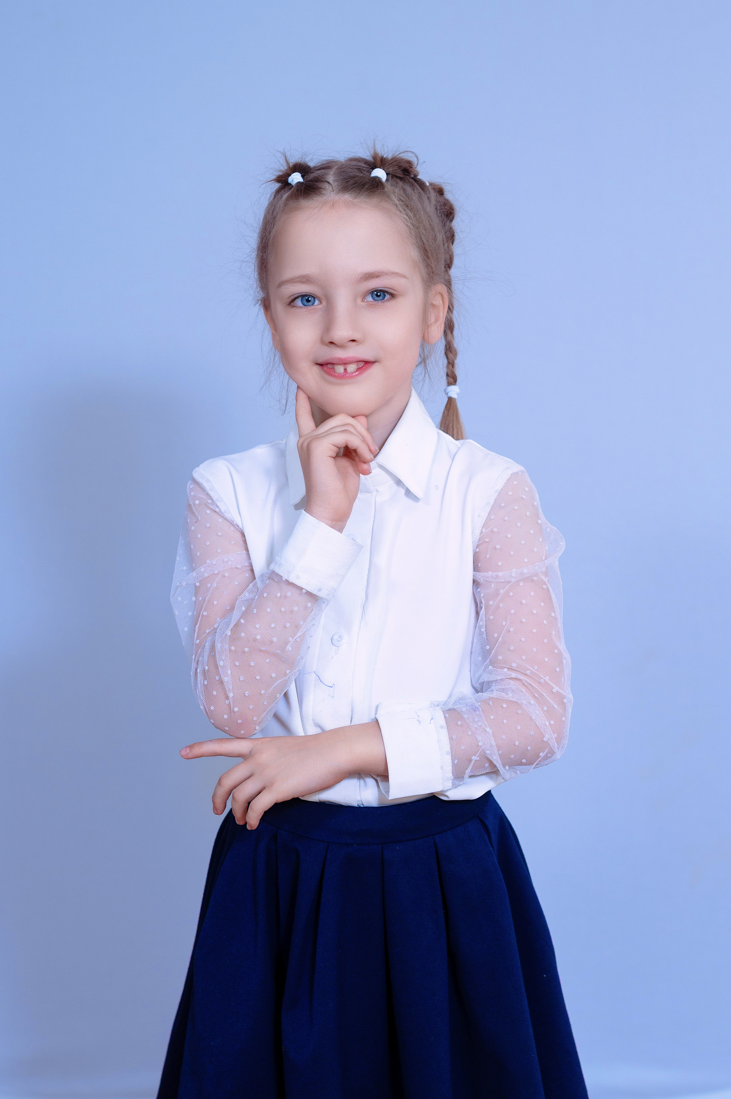 Портрет и общая фотография класса. Выпускной школьный альбом в Москве / Школьный фотограф Юлия Михайленко