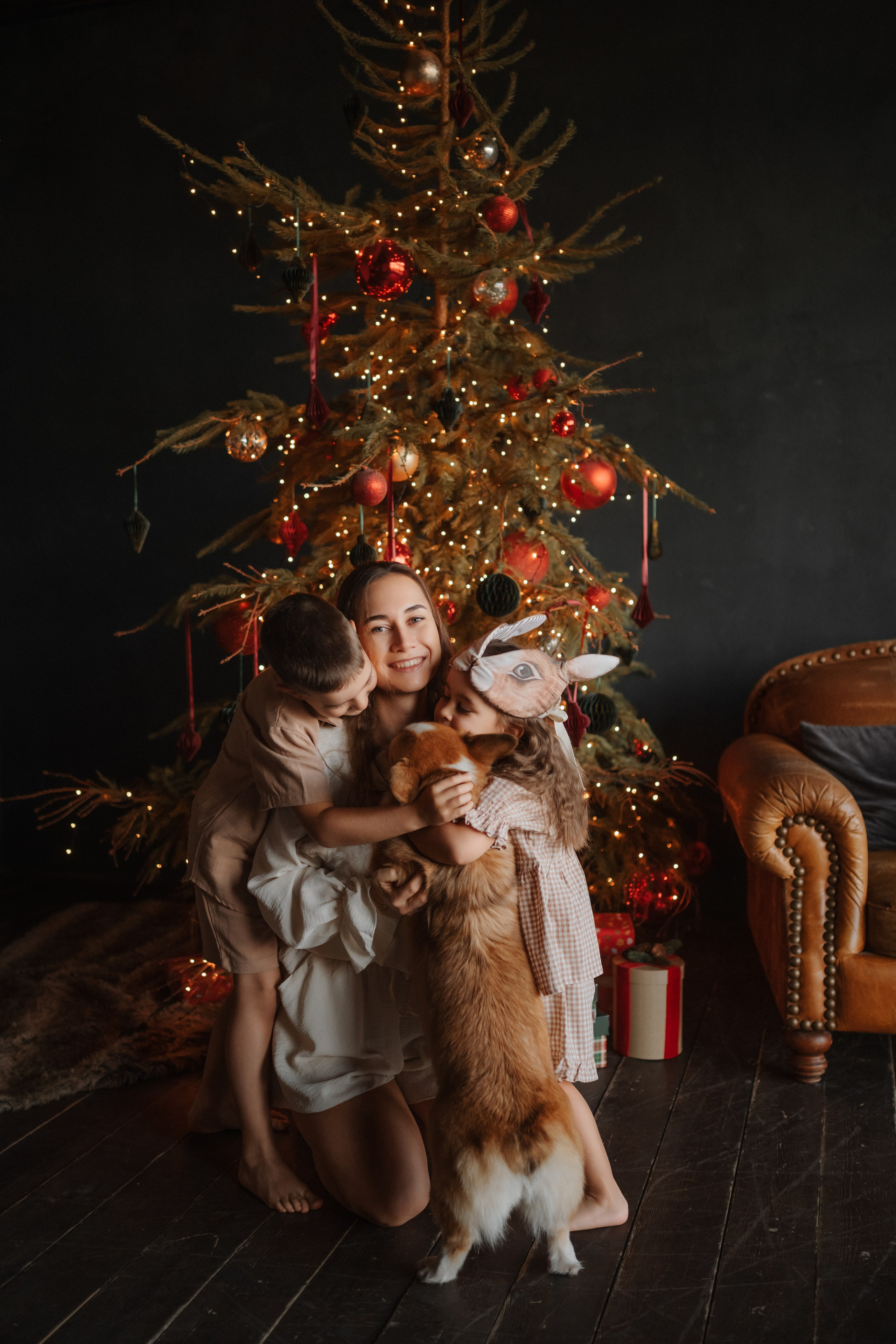 Лада, Алиса, Андрей и Фифи. Дьяконова Валерия семейный и детский фотограф в Санкт-Петербурге