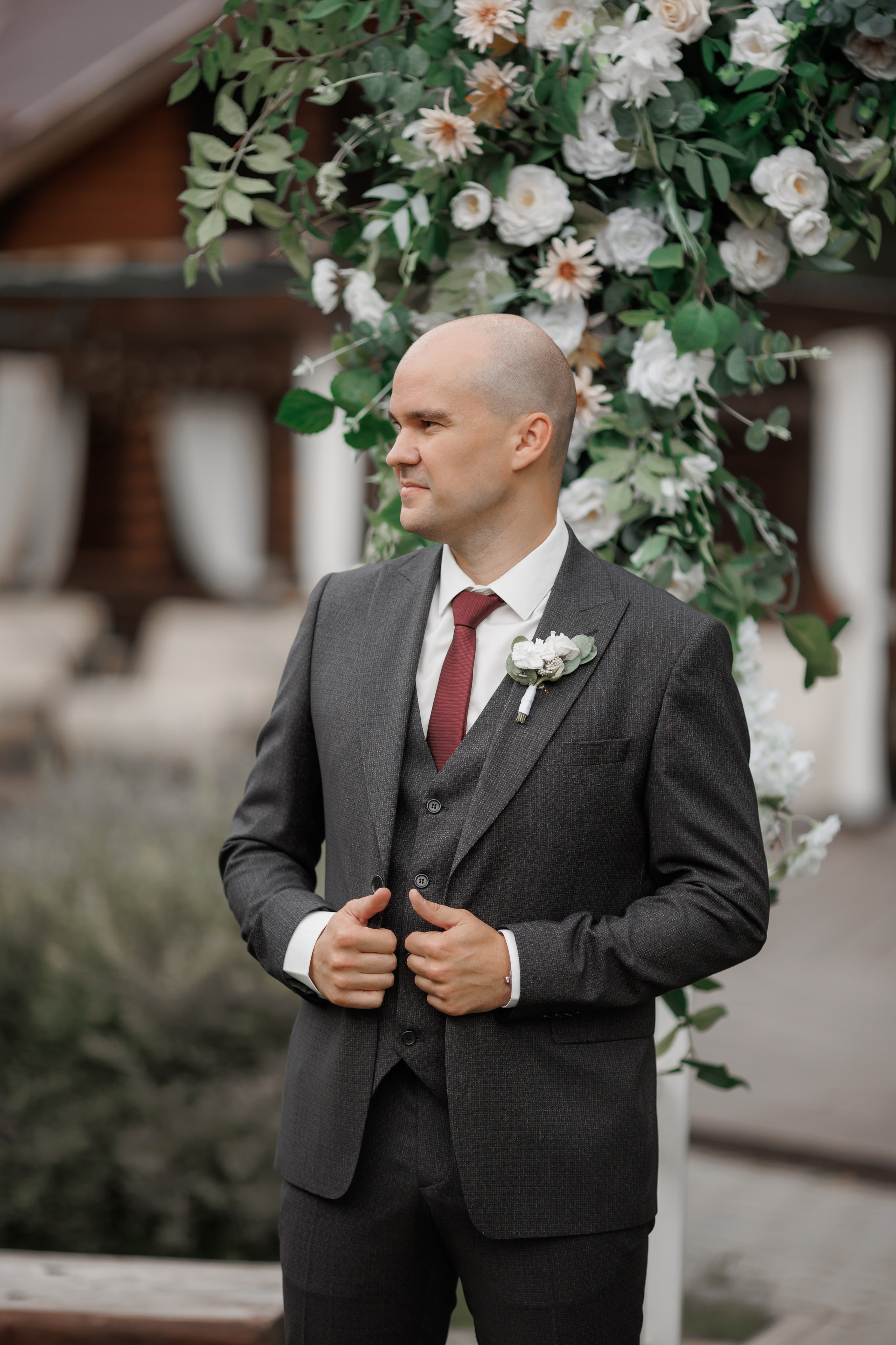 Полина и Дмитрий, загородный клуб «Барин», ЗАГС в г. Пушкино. Свадебный и репортажный фотограф (Москва, Королев и другие)