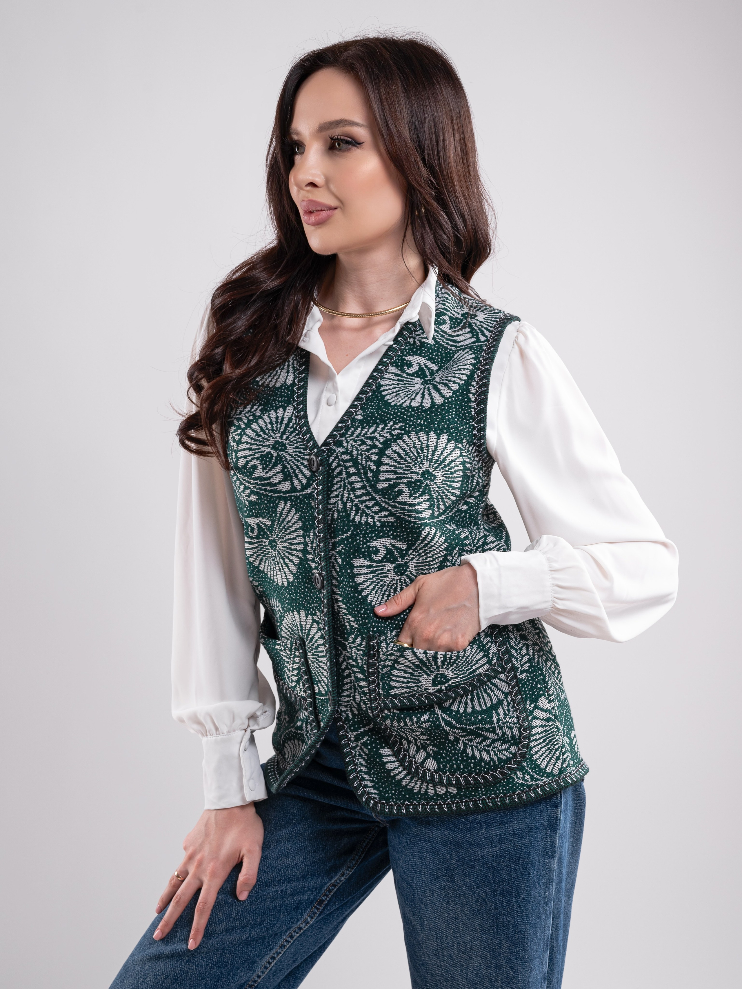 Жилеты. Предметный фотограф, фото для маркетплейсов Пятигорск, КМВ