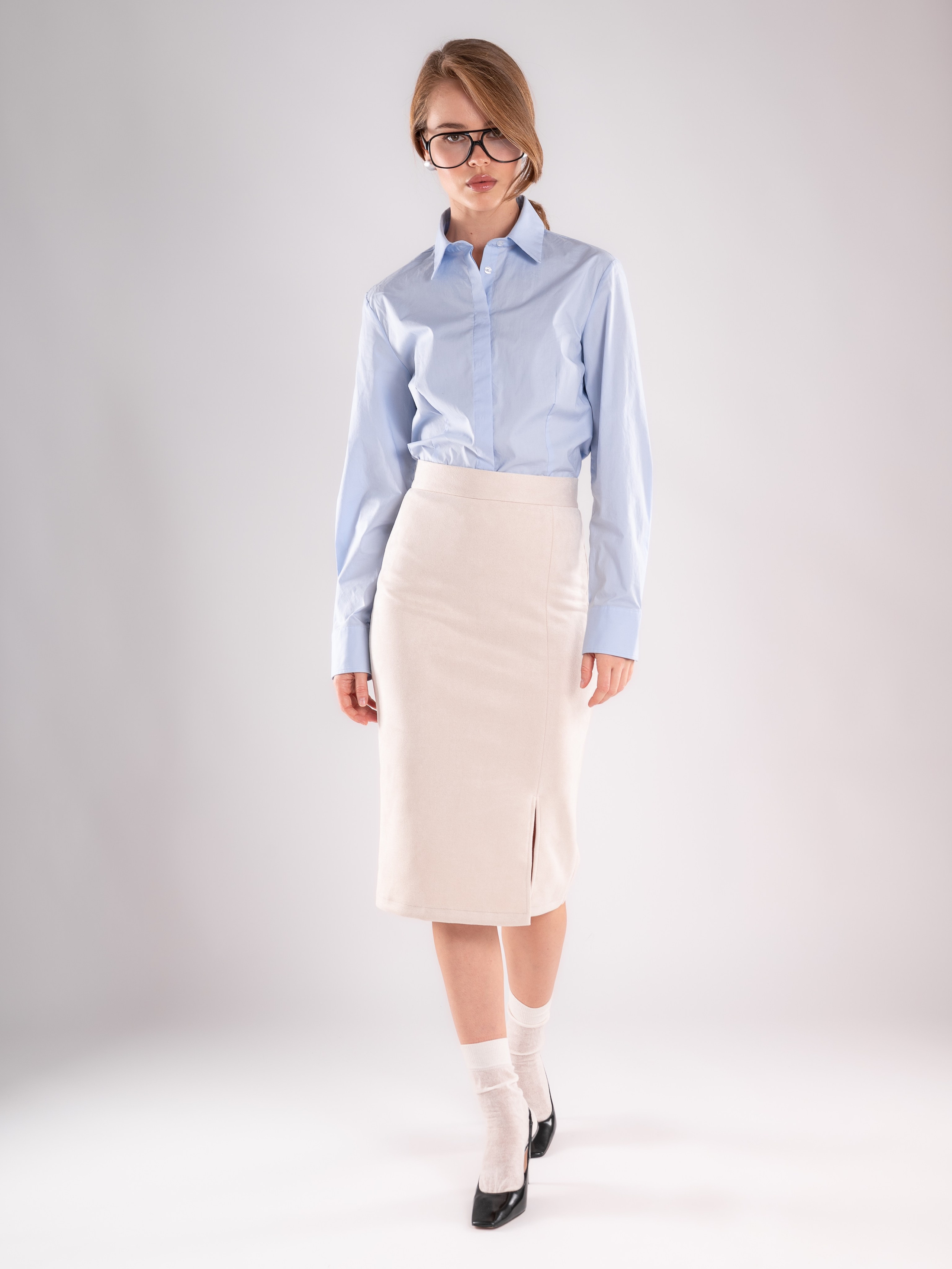 Замшевые юбки серия 1. Предметный фотограф, фото для маркетплейсов Пятигорск, КМВ