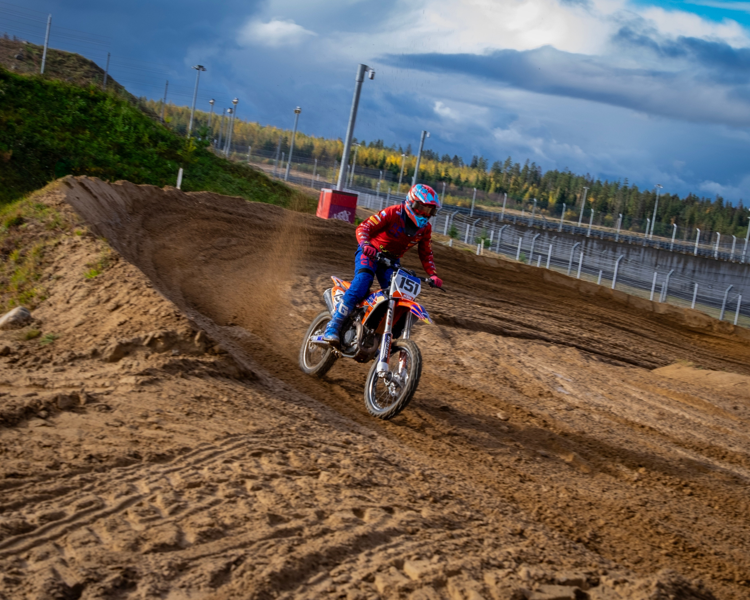 Мотокросс (Игора Драйв). Автомобильные фотографии и рисунки в Санкт-Петербурги Пашков Дмитрий