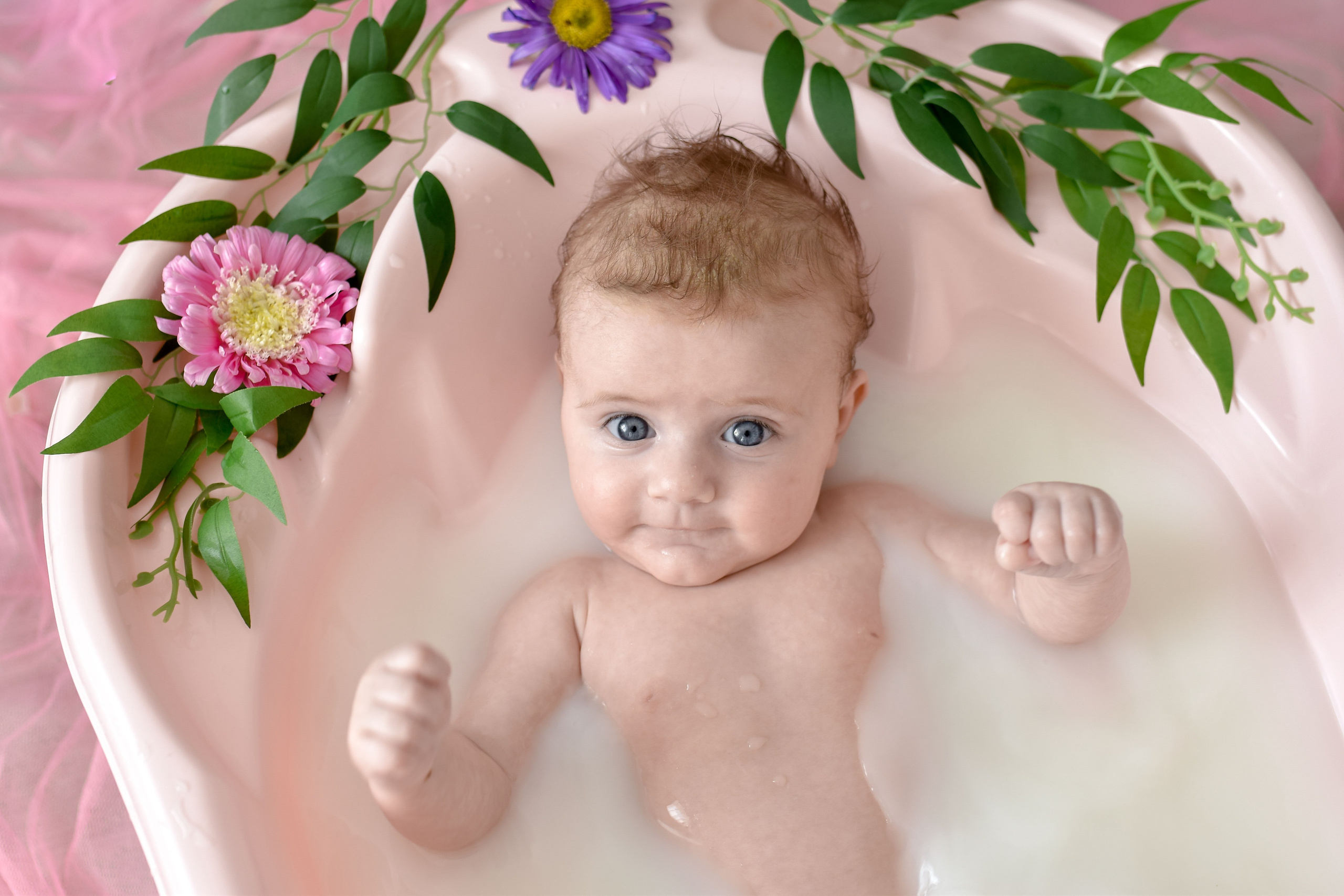 МОЛОЧНЫЕ ВАННЫ. Фотограф в Ялте Инна Найден. Детский и семейный фотограф