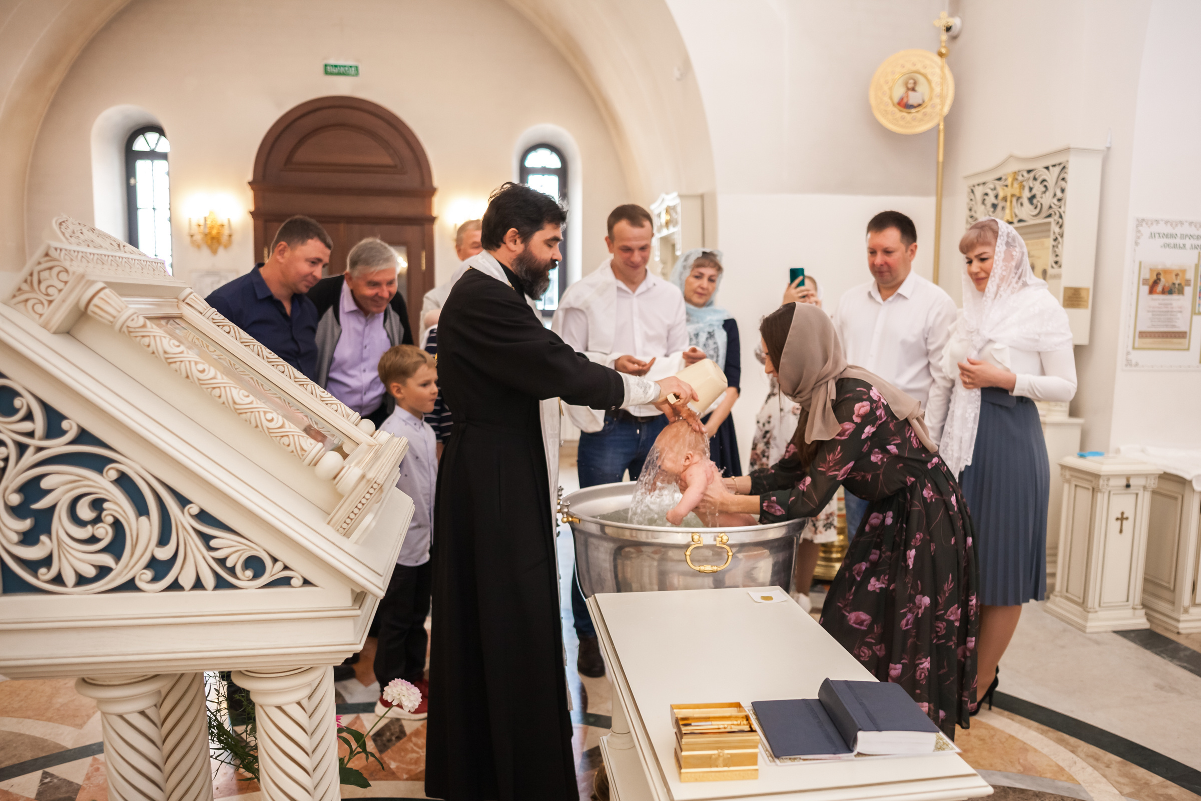 Таинство крещения Андрея. Фотограф на крещение и венчание в Самаре и Тольятти Елена Арди