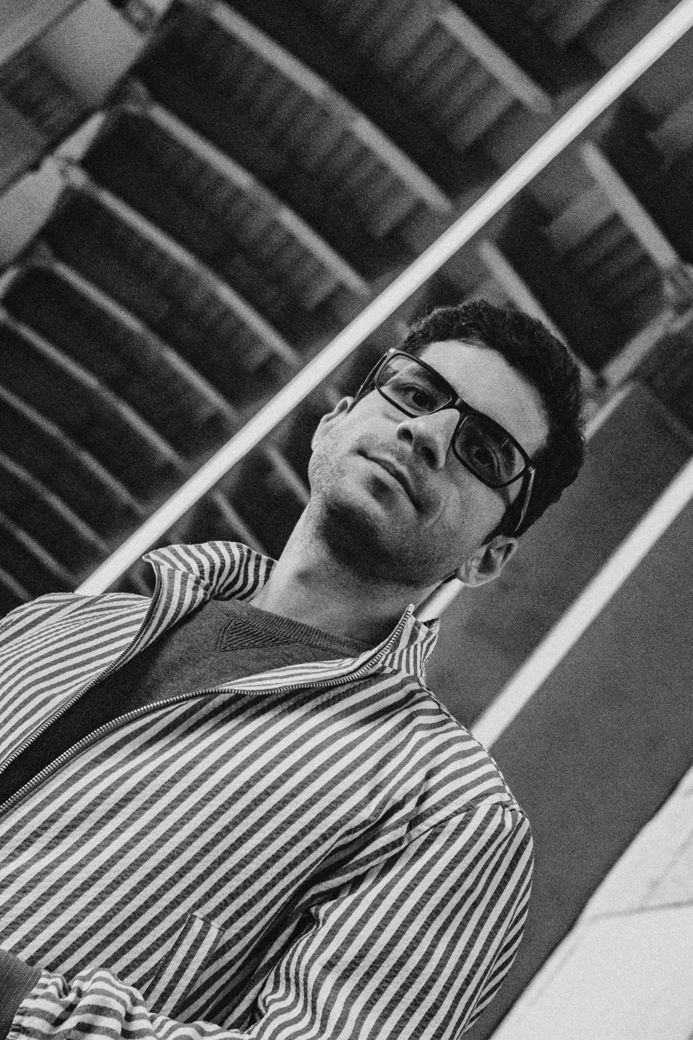 Эмин | Воробьёвы горы. Папка кадров 📁