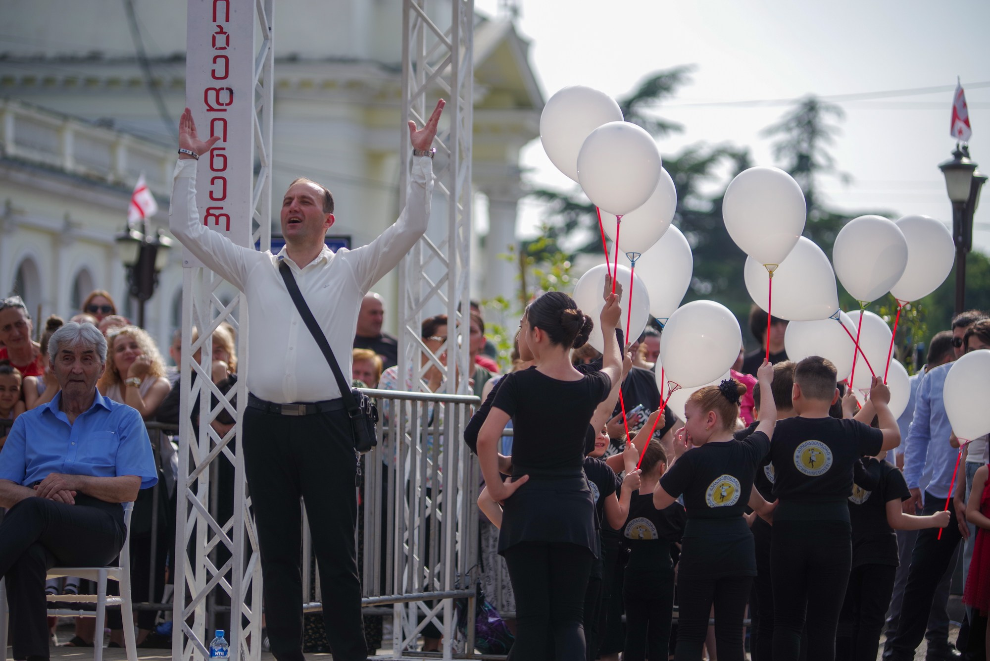 Грузинский танец. Портретный фотограф Денис Милютин