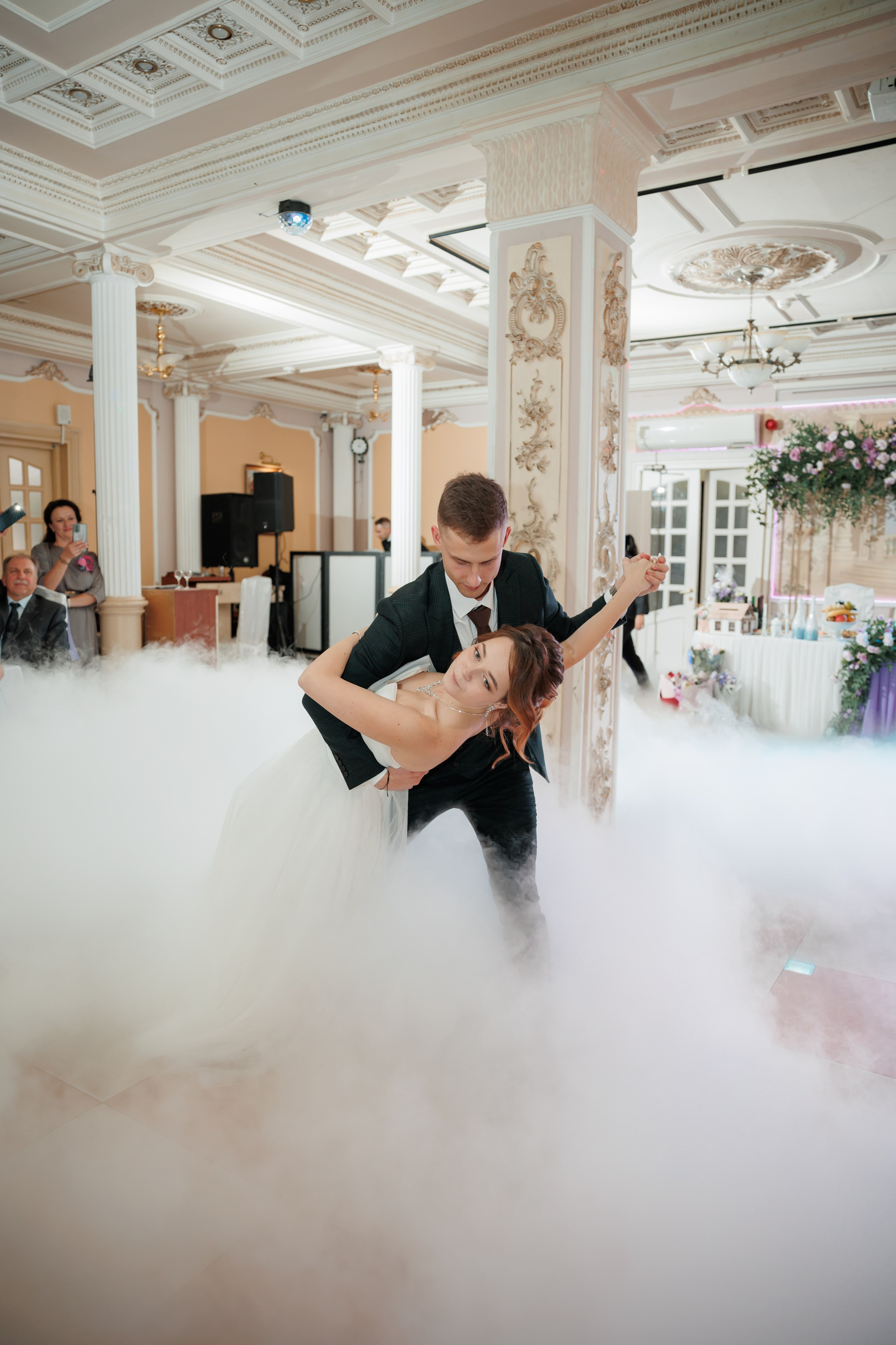 Константин и Дарья, ЗАГС ВДНХ, отель Soluxe, ресторан «Антик». Свадебный и репортажный фотограф (Москва, Королев и другие)