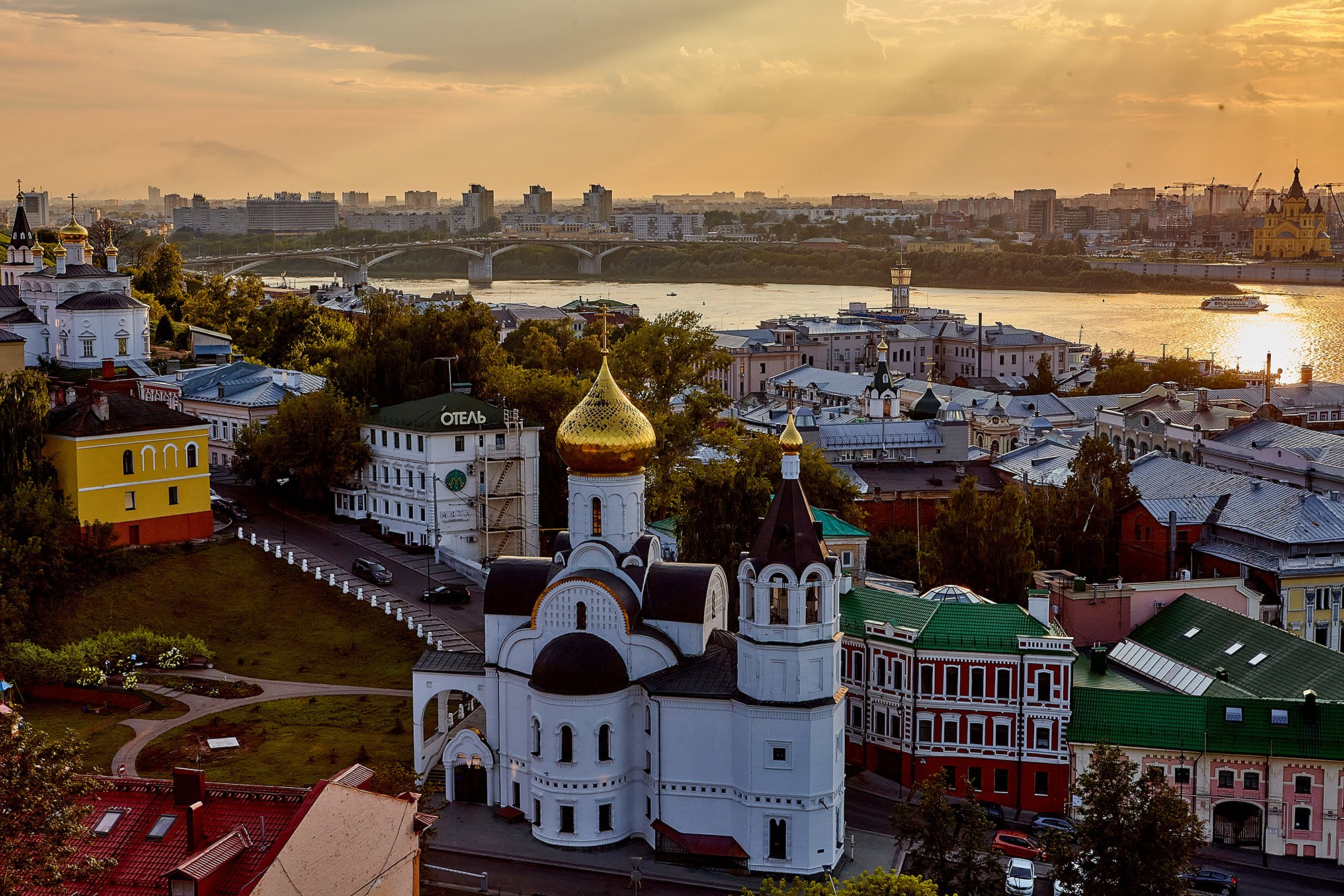 Величественные купола православных храмов Нижнего Новгорода, фото православного фотографа Николая Голованова, г. Дзержинск.
