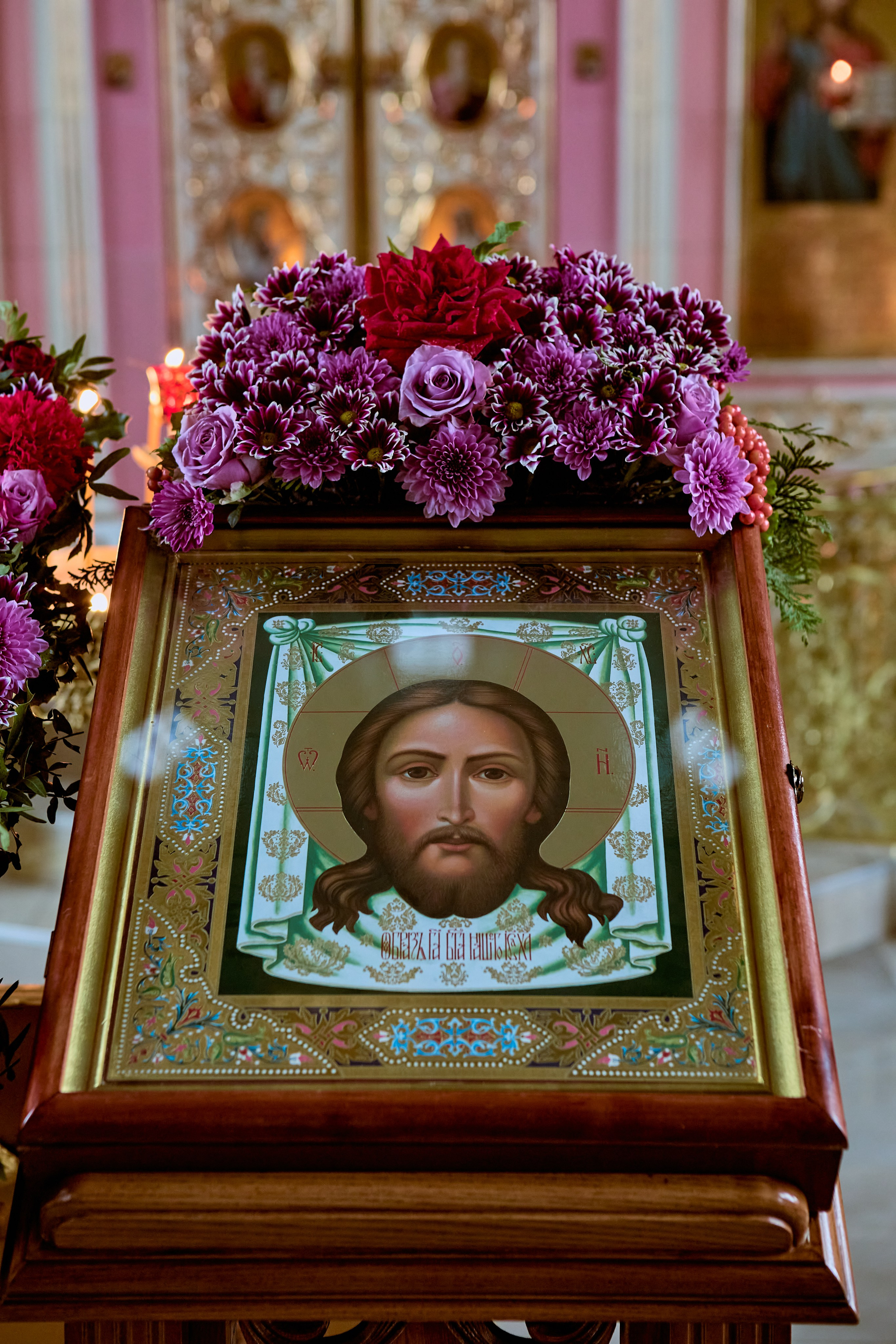 Фотографии с праздника Изнесение Честны́х Древ Животворящего Креста Господня