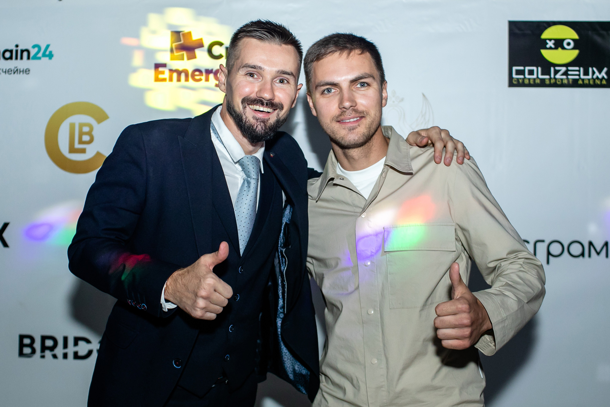 Встреча криптовалюте. Art photographer Nino