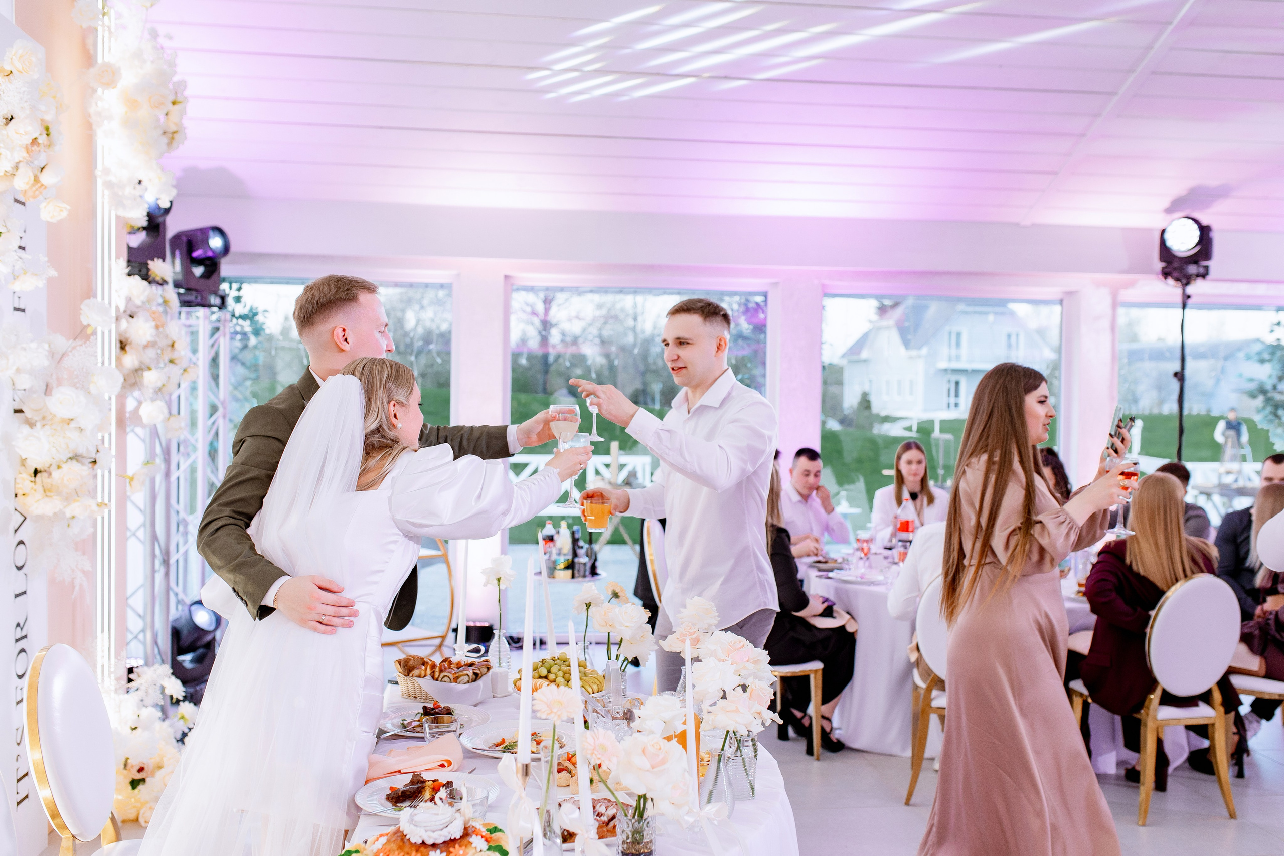 Виктория и Илья. Свадебный фотограф Витебск Минск